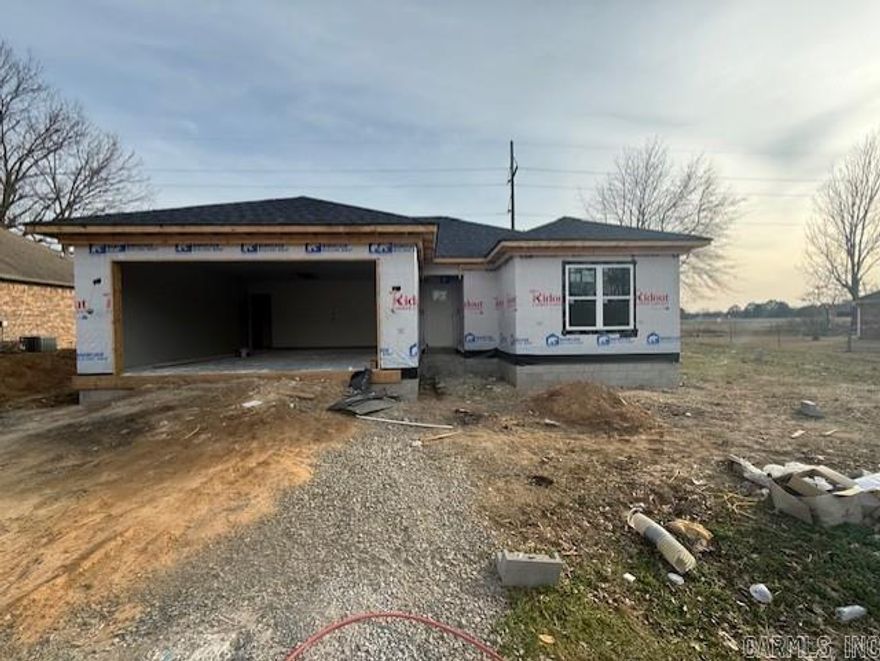 ou will absolutely love this floor plan. No wasted space, living room in the back with views out the windows to a tree line between you and the neighbor. The kitchen is open to the dining area and living room. Granite countertops in the kitchen along with a beautiful island. There is a dedicated pantry as well! Tray ceiling in the living room. The primary suite is bright and airy with windows that let in tons of natural light. Large walk-in closet in primary bedroom. Split floor plan with other bedrooms apart from primary. 3 bed/2 bath brick home with 2 car garage tucked away in the Parkway Estates Subdivision in Morrilton. This is a great location. You can be at schools, shopping, and restaurants within 5 minutes. UACCM is growing, and it's just right down the road. Enjoy peaceful hikes at Petit Jean State Park less than 30 minutes away. Contact your lender to see if you qualify for a $0 down payment loan on this home! Agents, see remarks.