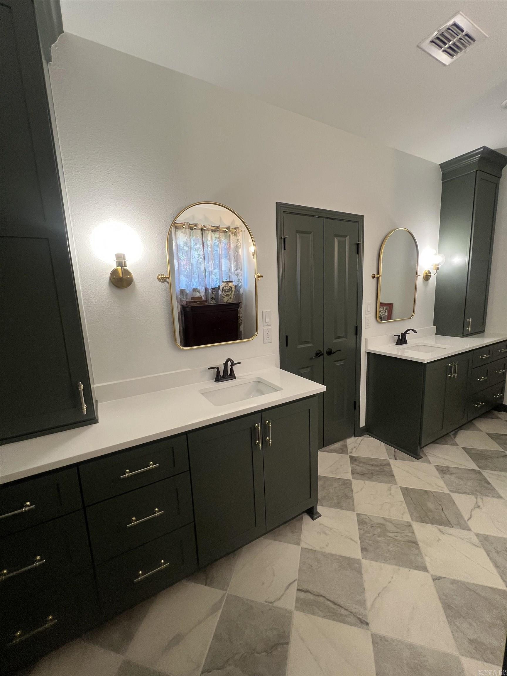 DALE ROAD ACRES PHASE 1 - Residential