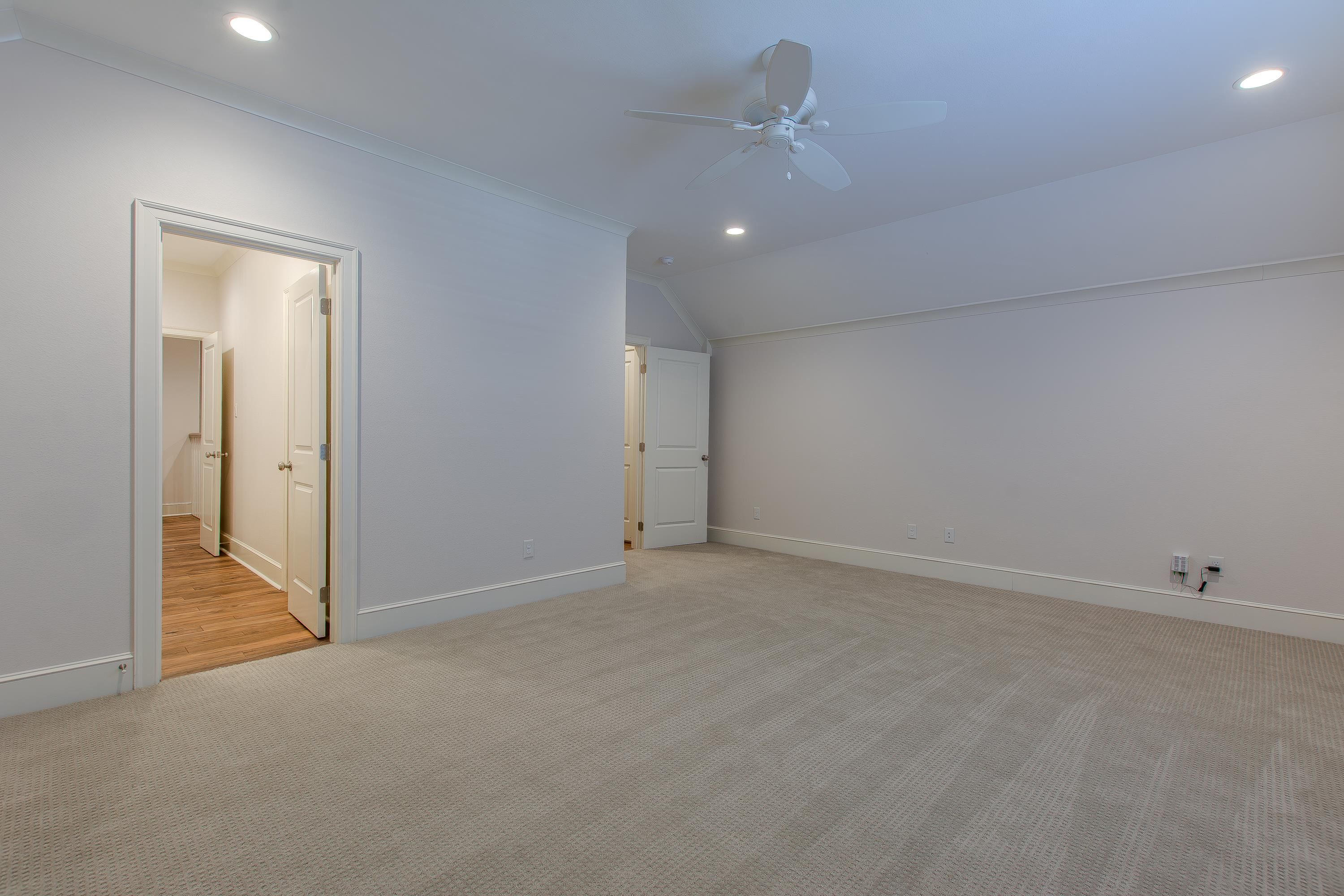 CAMMACK WOODS - Residential