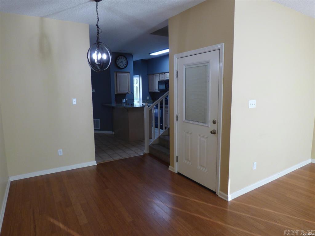 BAYSHORE TOWNHOMES - Residential