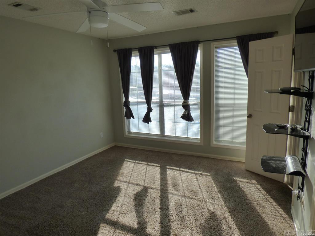 BAYSHORE TOWNHOMES - Residential