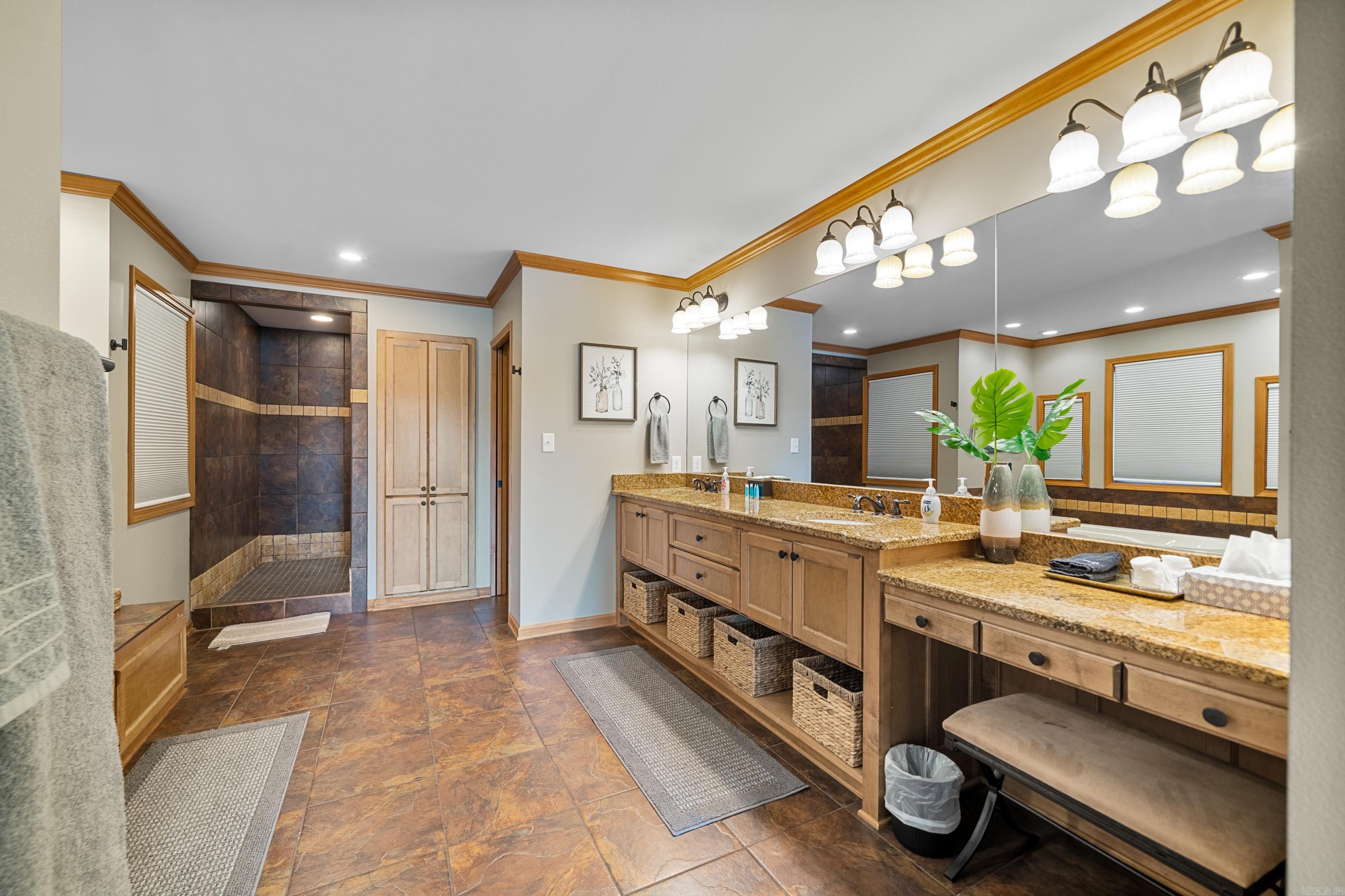 HEATHERWOOD - Residential