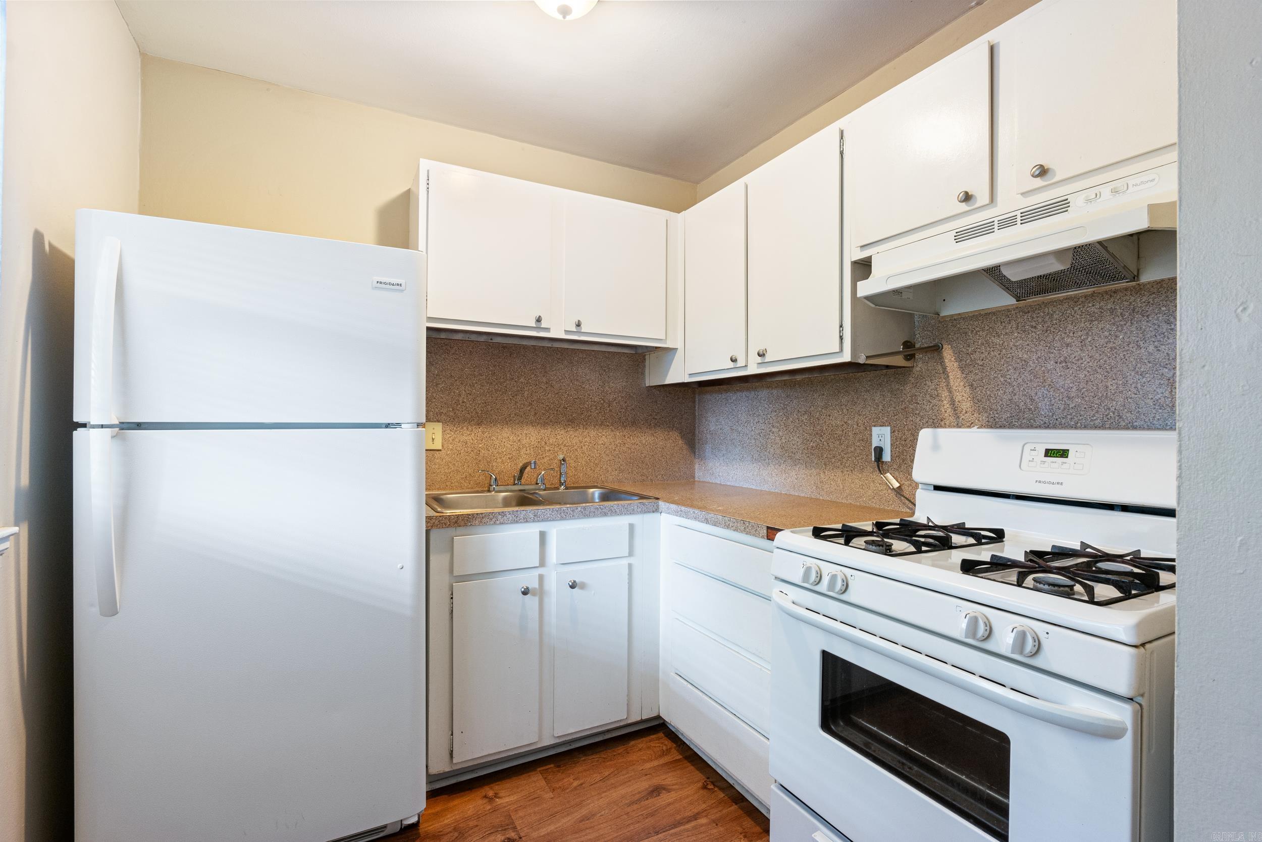 Cedar Hill Terrace - Residential Income