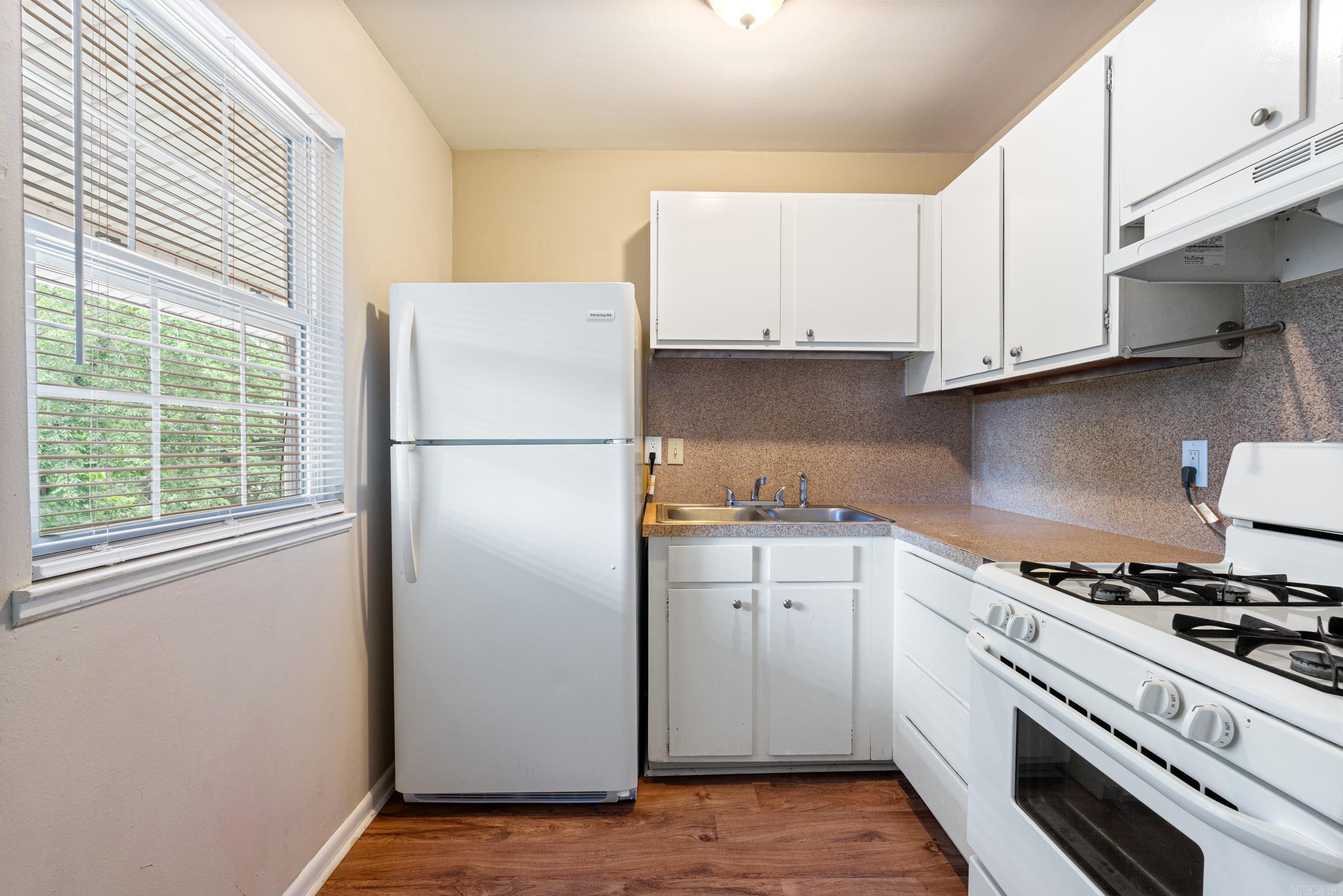 Cedar Hill Terrace - Residential Income