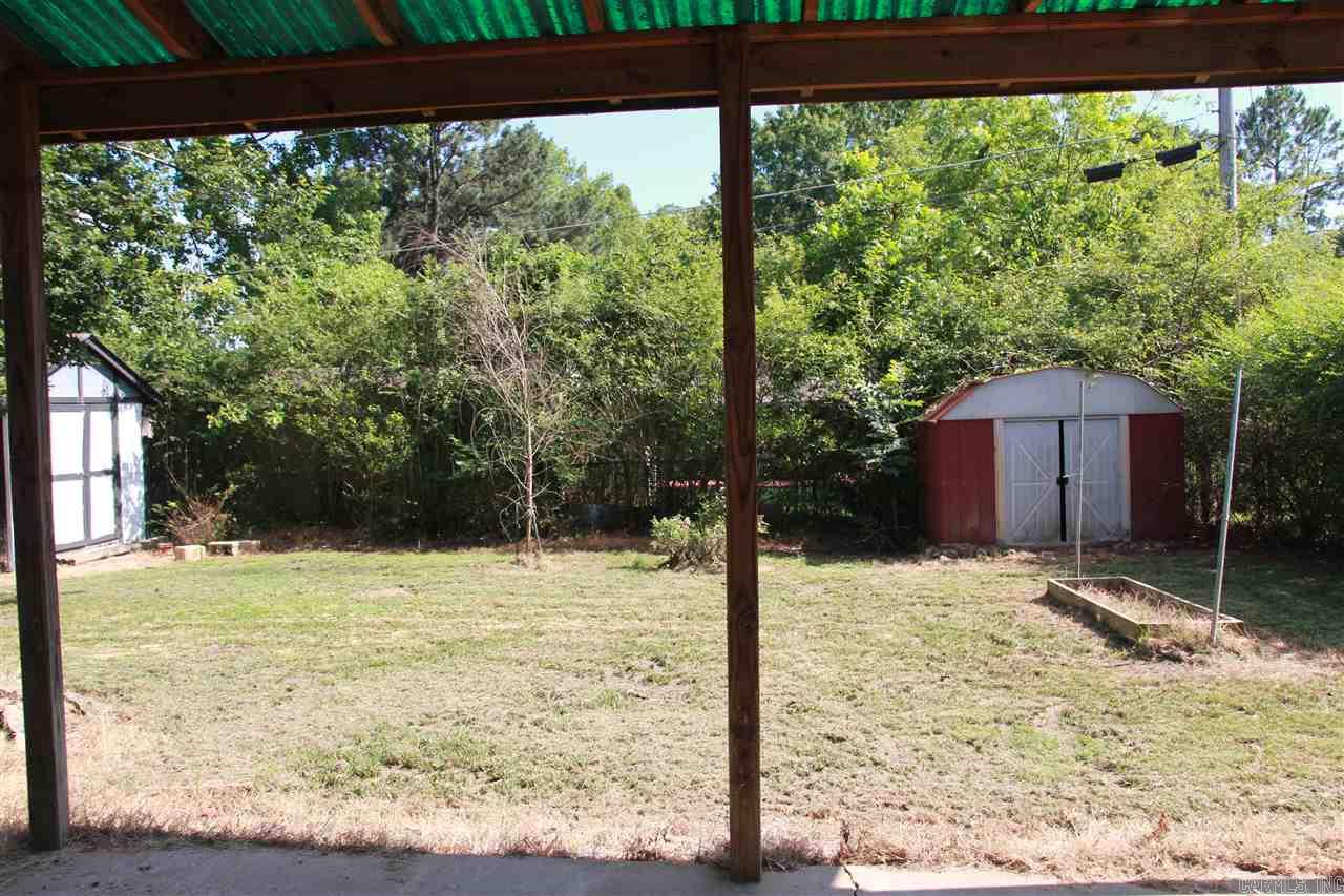 Lessel Estates - Residential Lease