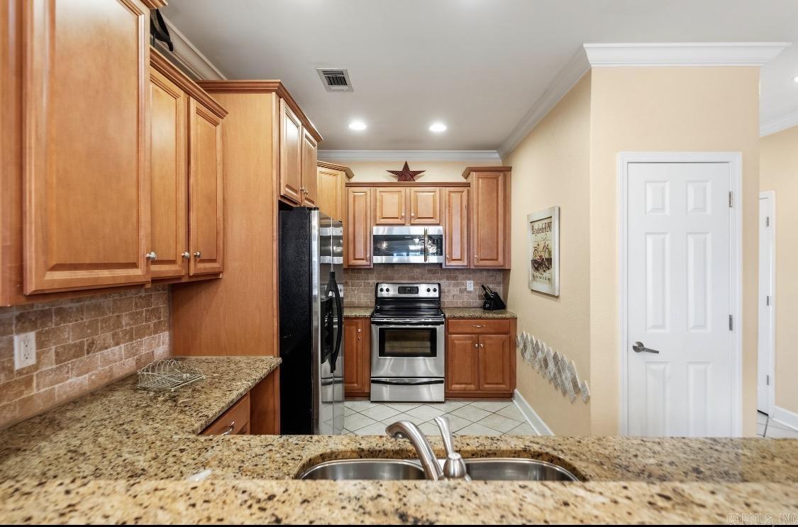 BAYSHORE COVE HPR PHASE IA - Residential