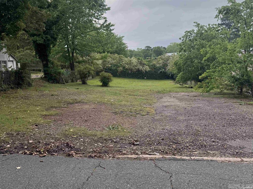 Prime Vacant Lot ā Residential Mixed Use ā Minutes from Oaklawn! Donāt miss this versatile vacant lot just minutes from Oaklawn Racing Resort & Casino! Zoned Residential Mixed Use, it's ideal for a home, duplex, small business, or short-term rental like Airbnb. Utilities including water, sewer, and electricity are already on-site ā a major bonus for development. The lot offers easy access to shopping, dining, and entertainment. With flexible zoning and such a bustling area, this property is perfect for investors, builders, or anyone looking to create something special. Great potential in a growing area!