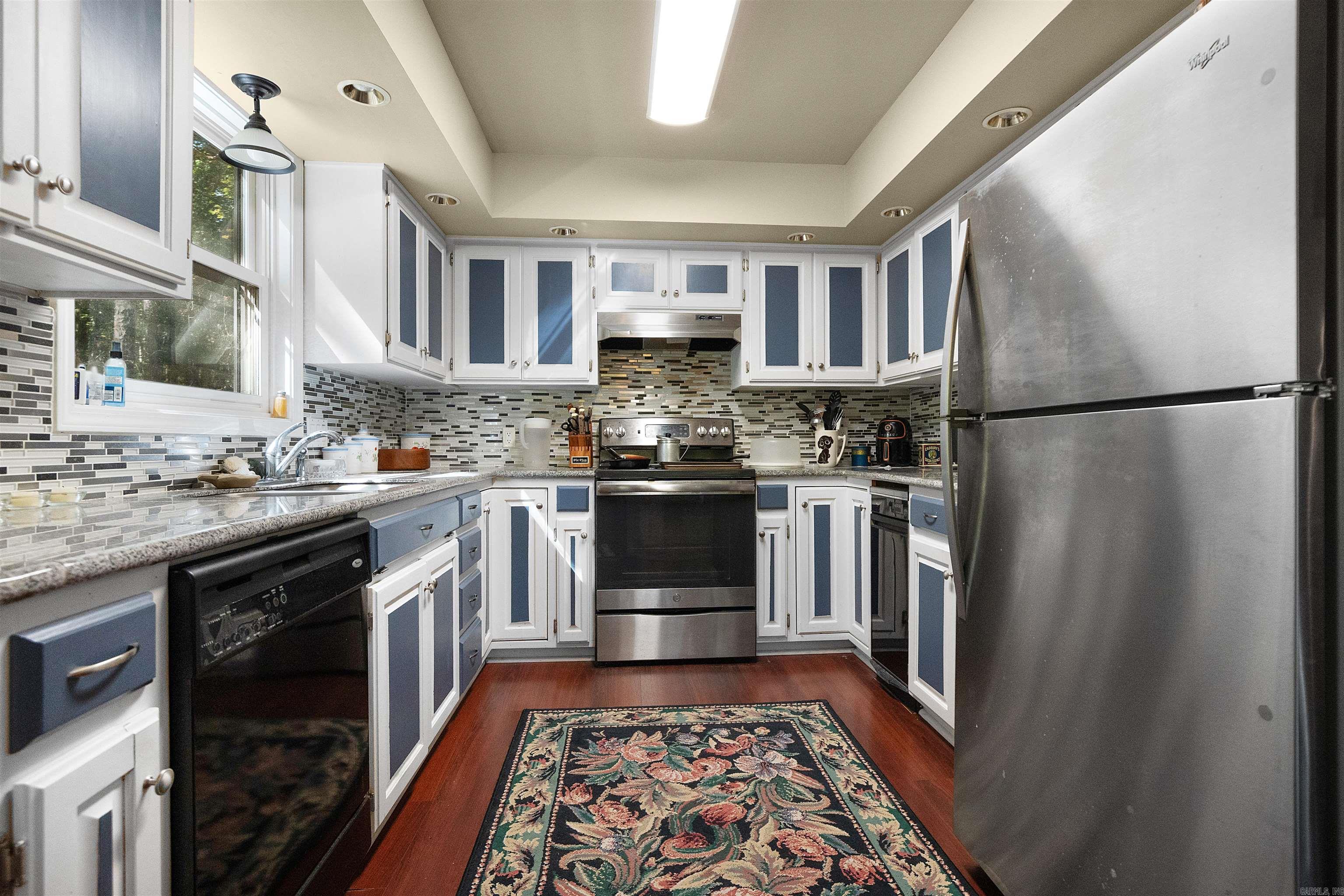 ZAMORA - Residential