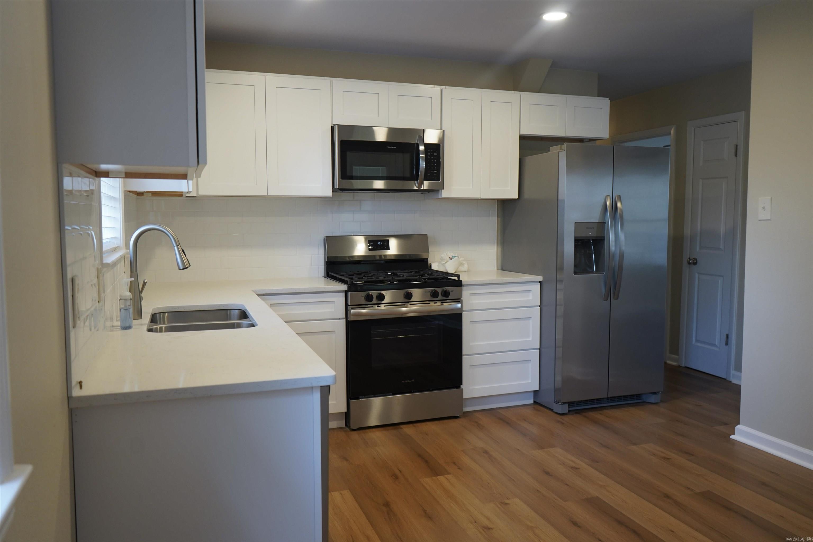 BAMBOO VILLAGE - Residential