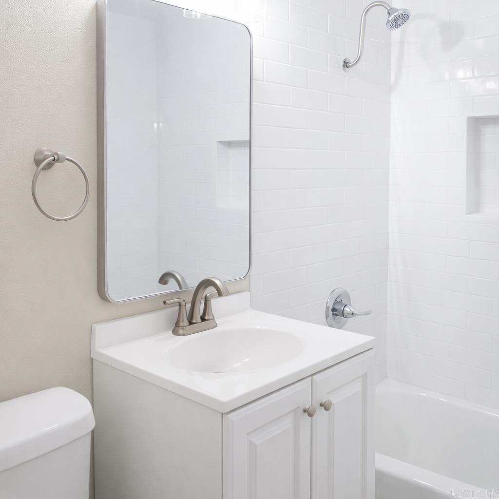 BAMBOO VILLAGE - Residential