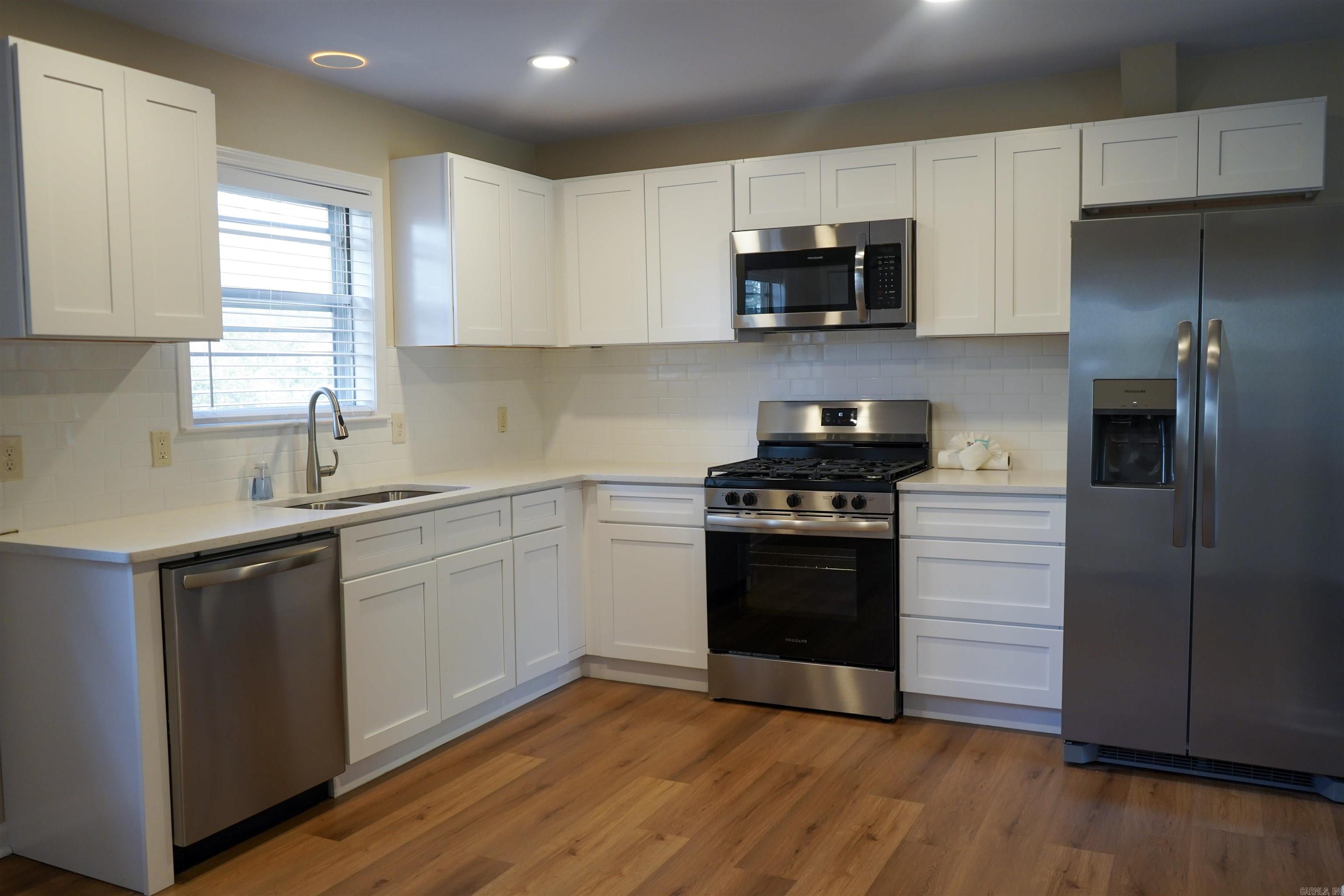 BAMBOO VILLAGE - Residential