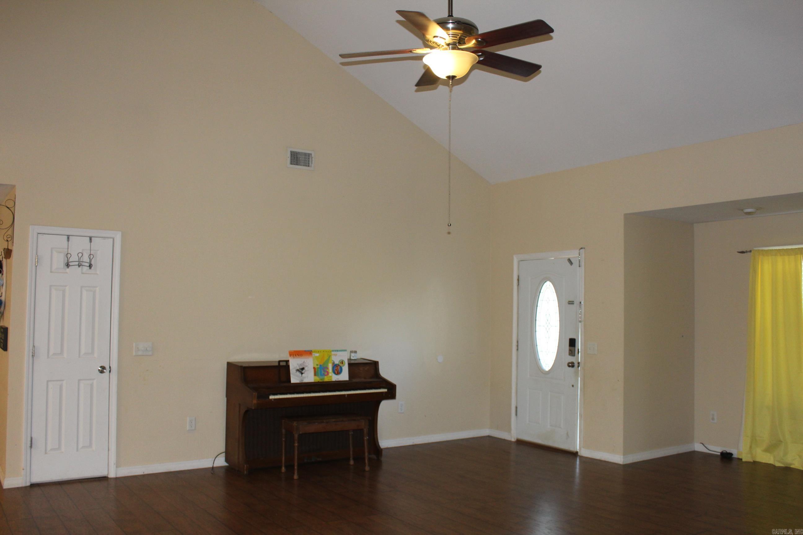 BATES SUB OF HYDE PARK - Residential