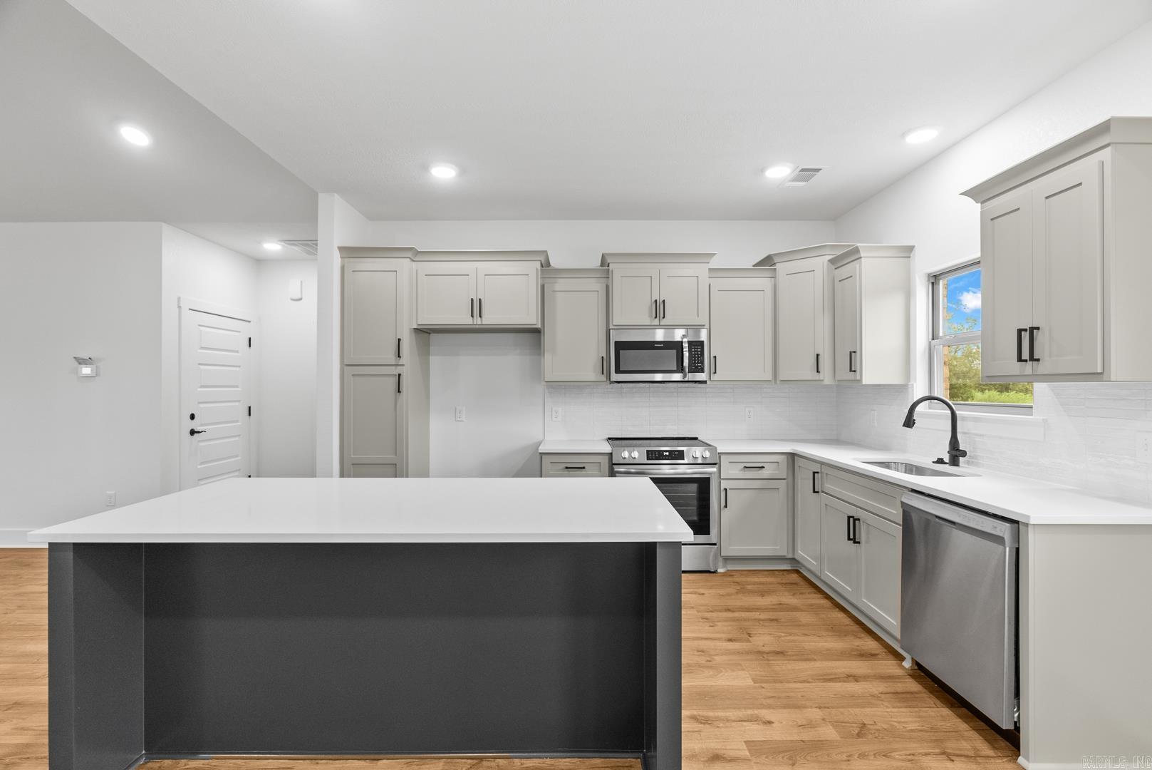 SUMMERLYN SUBDIVISION - Residential