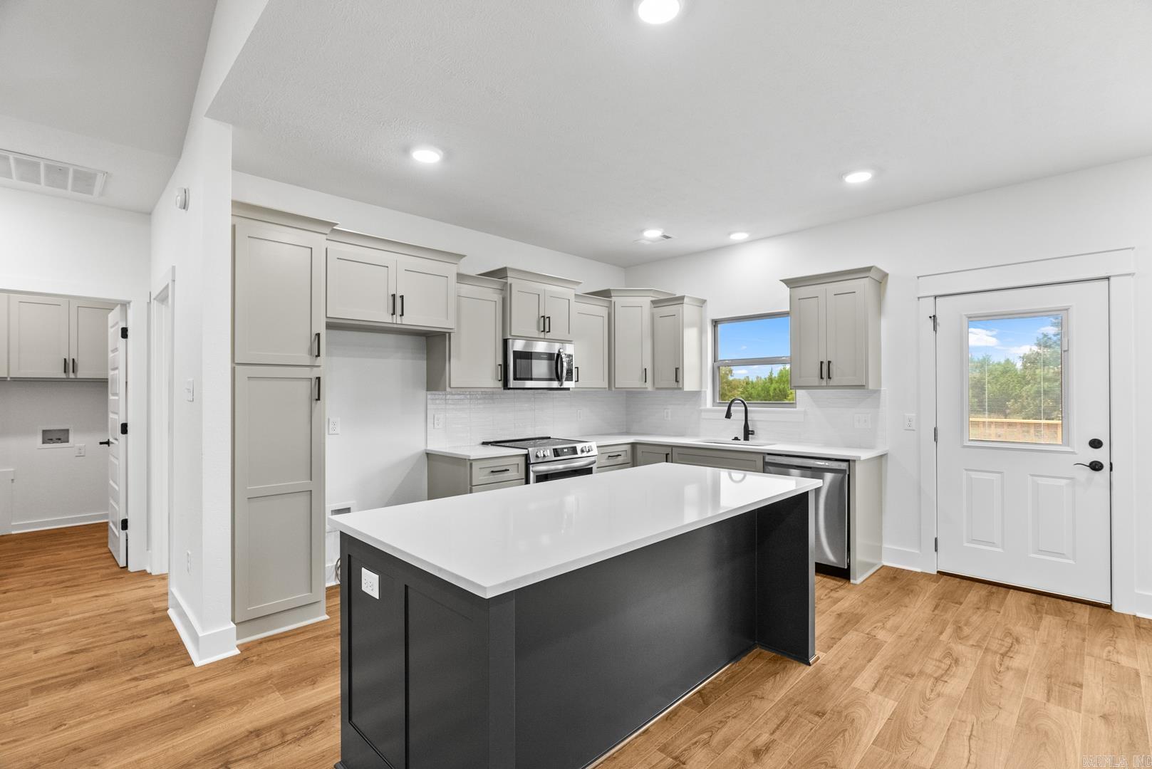 SUMMERLYN SUBDIVISION - Residential