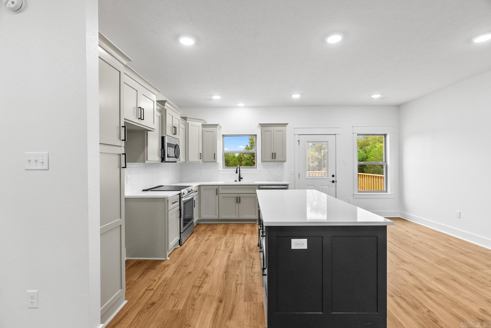 SUMMERLYN SUBDIVISION - Residential