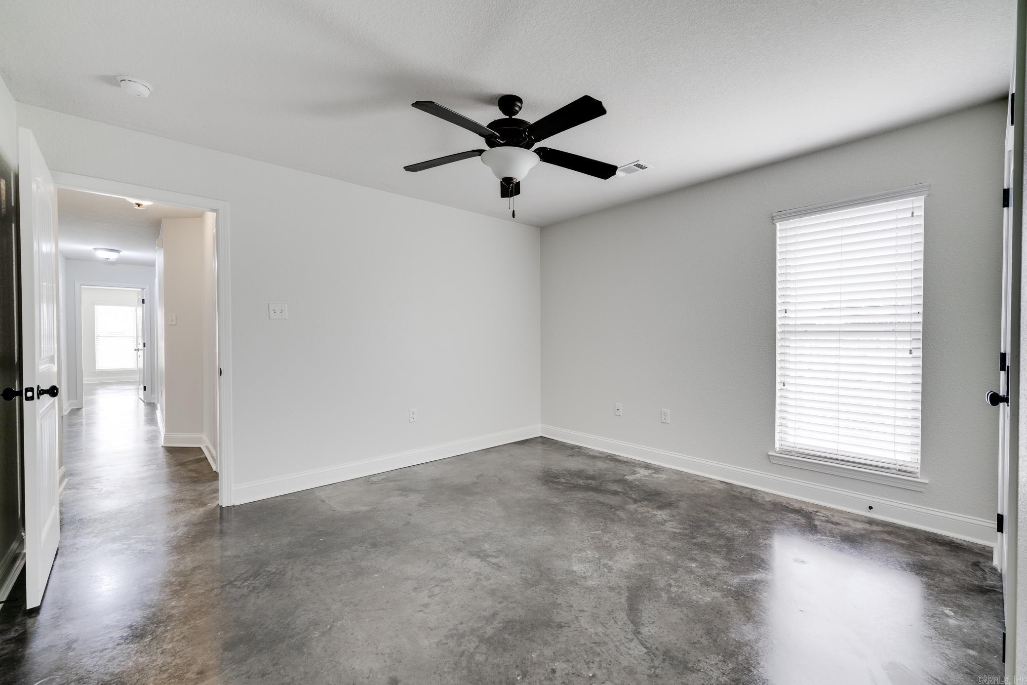 SPRING VALLEY - Residential