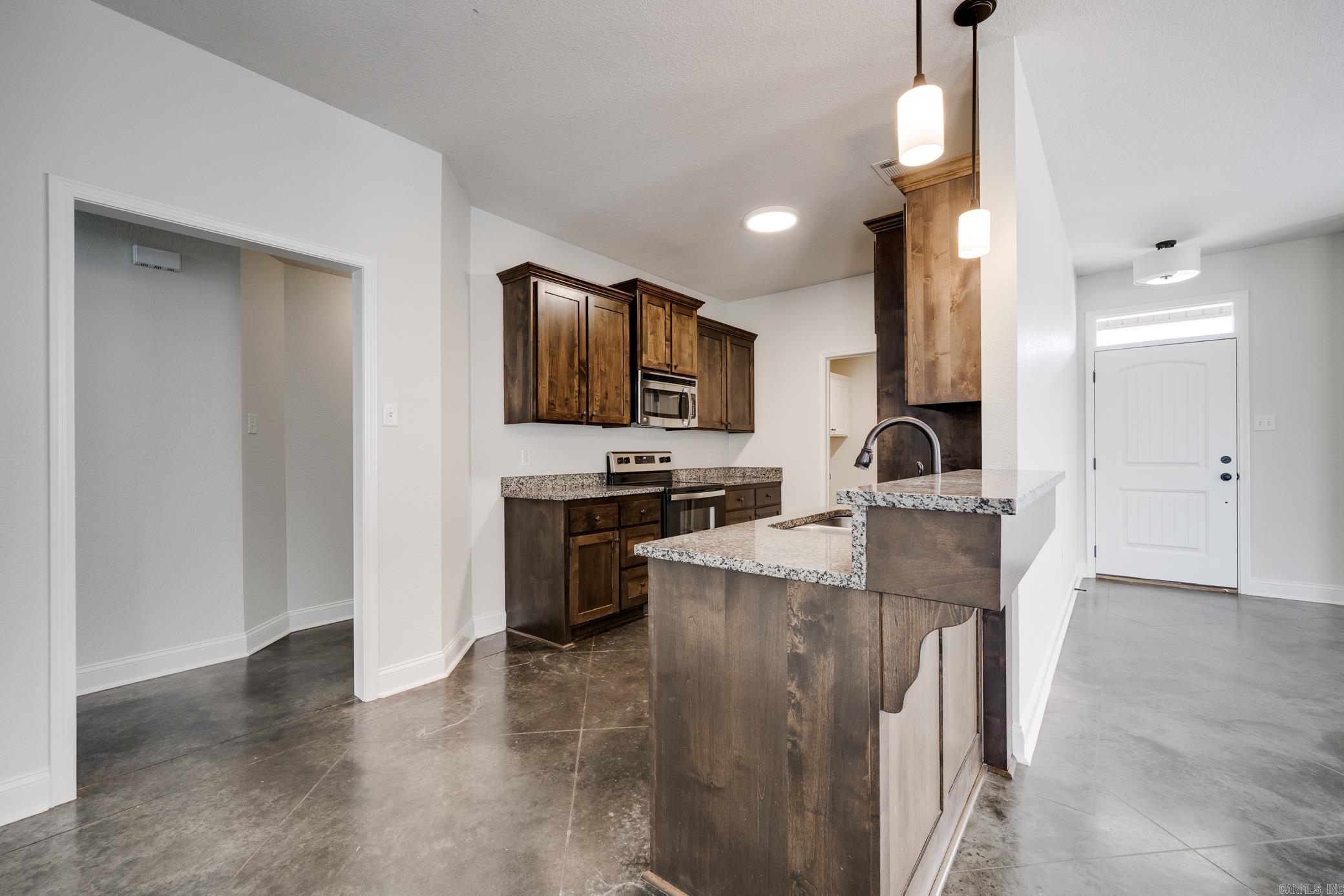 SPRING VALLEY - Residential