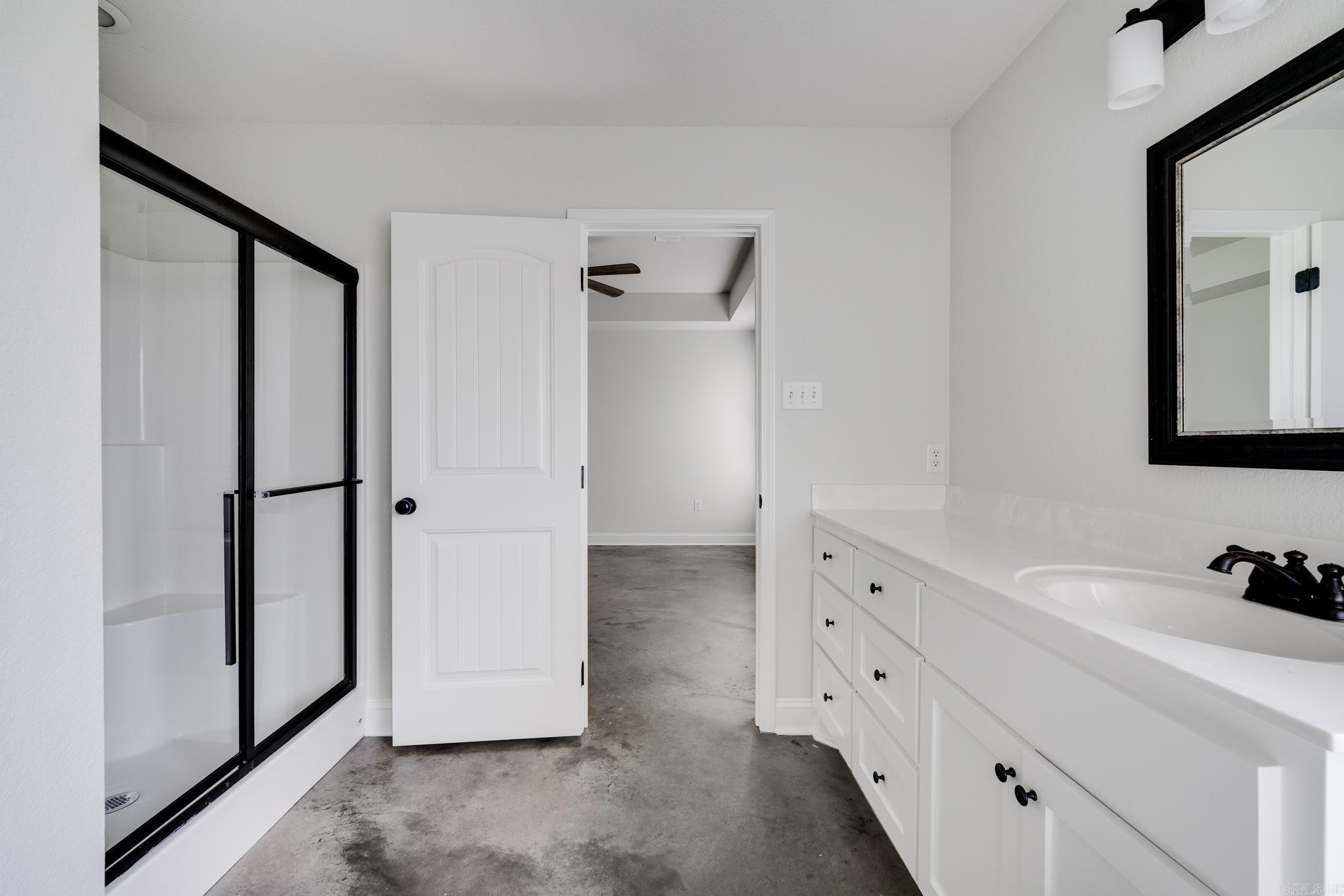 SPRING VALLEY - Residential