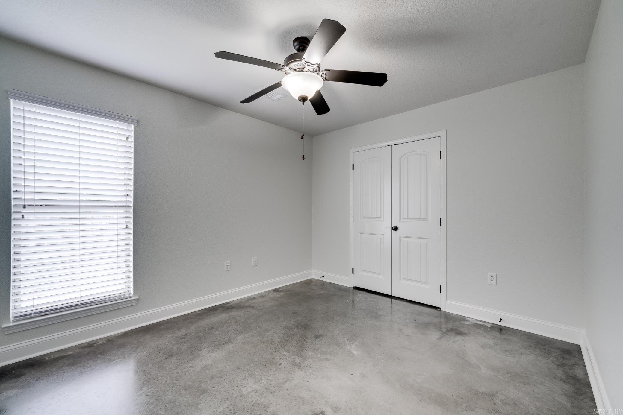 SPRING VALLEY - Residential