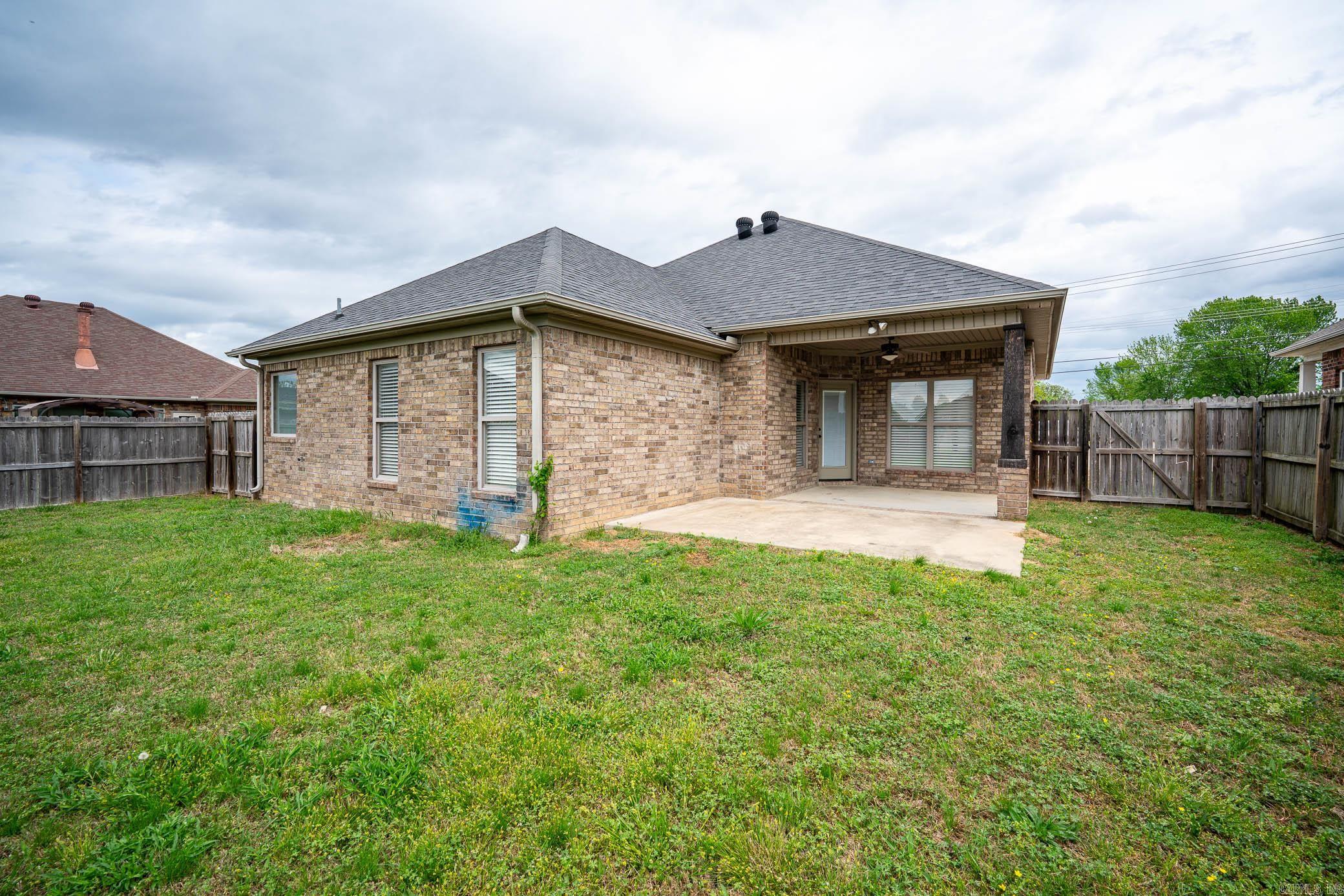 SPRING VALLEY - Residential