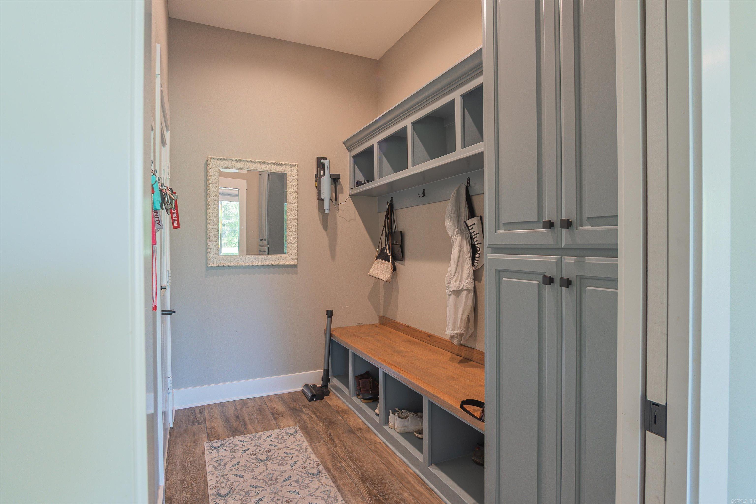 RED OAK - Residential
