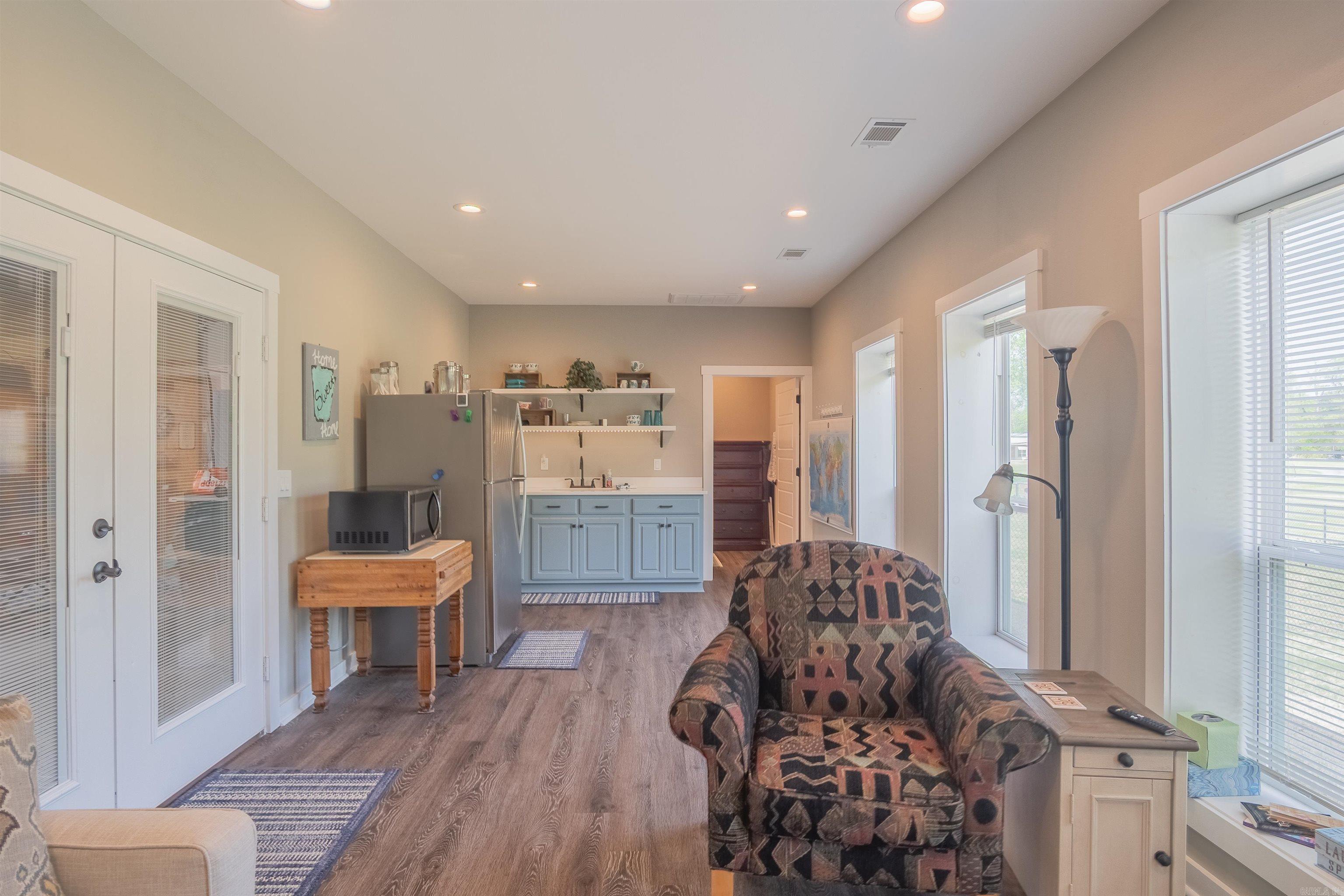 RED OAK - Residential