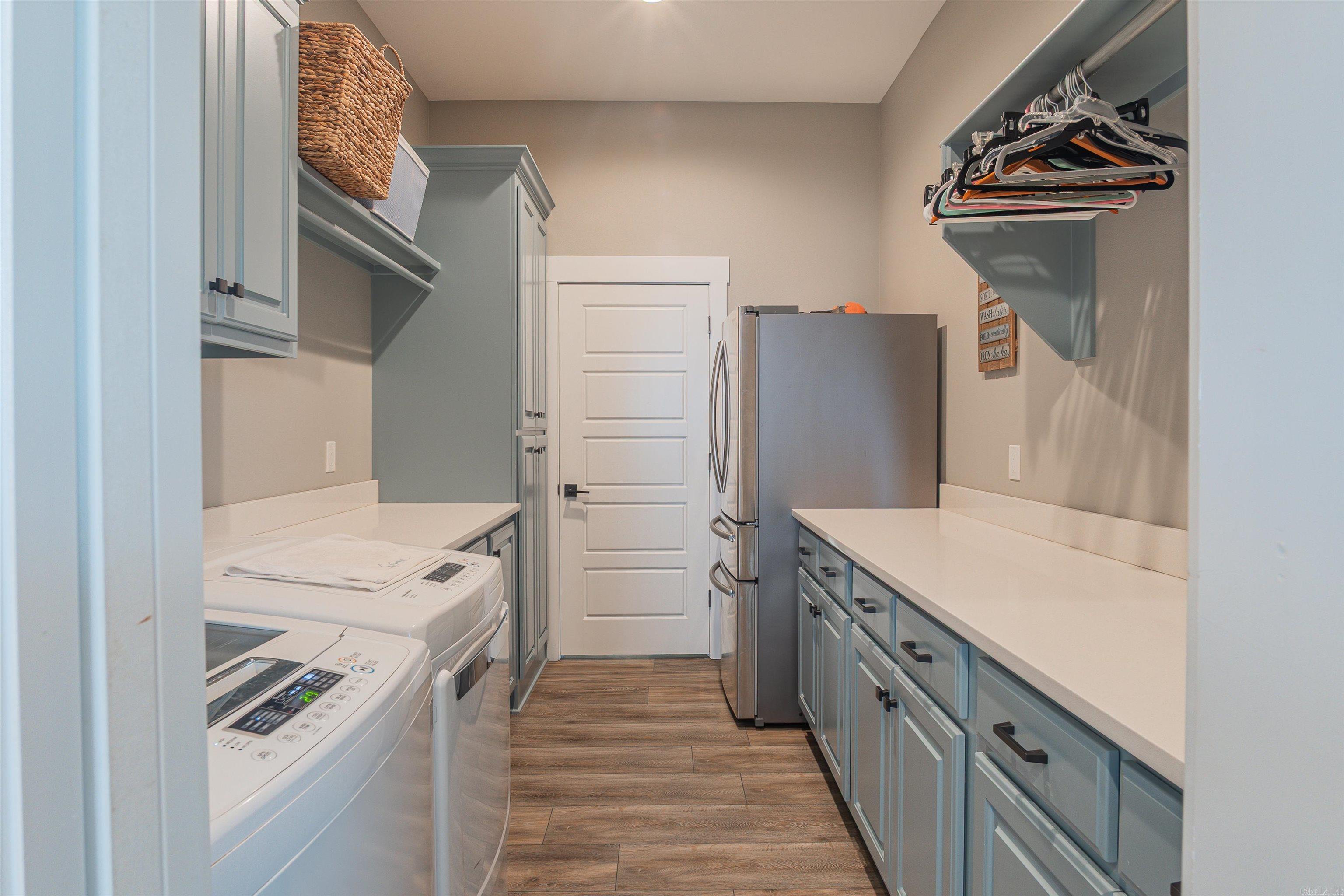 RED OAK - Residential