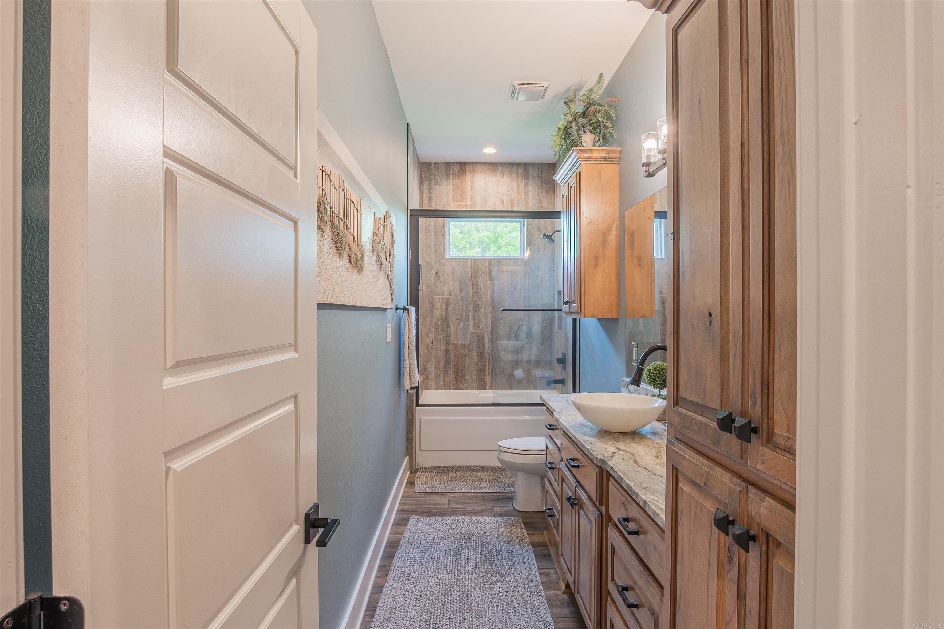 RED OAK - Residential
