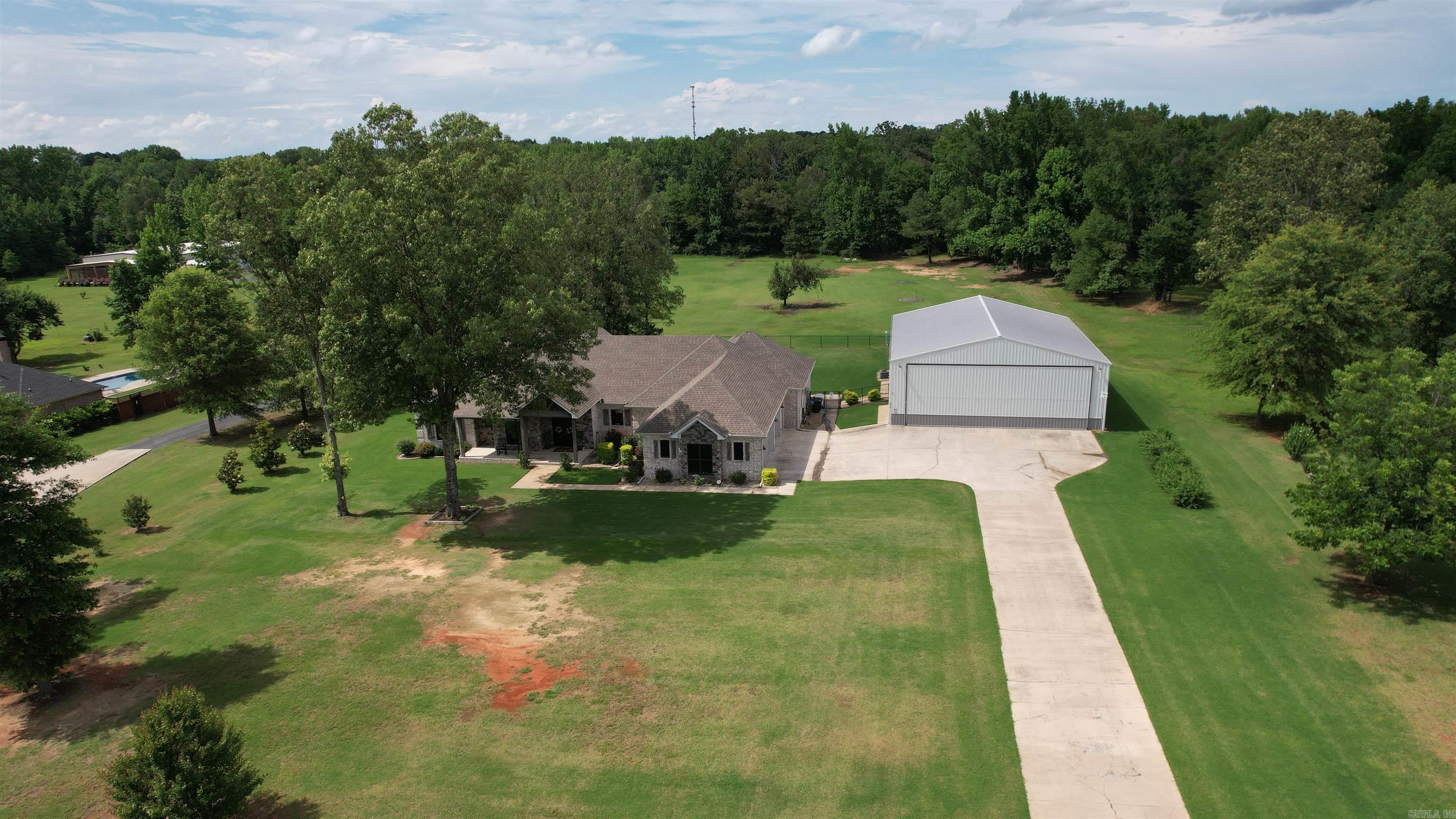 RED OAK - Residential