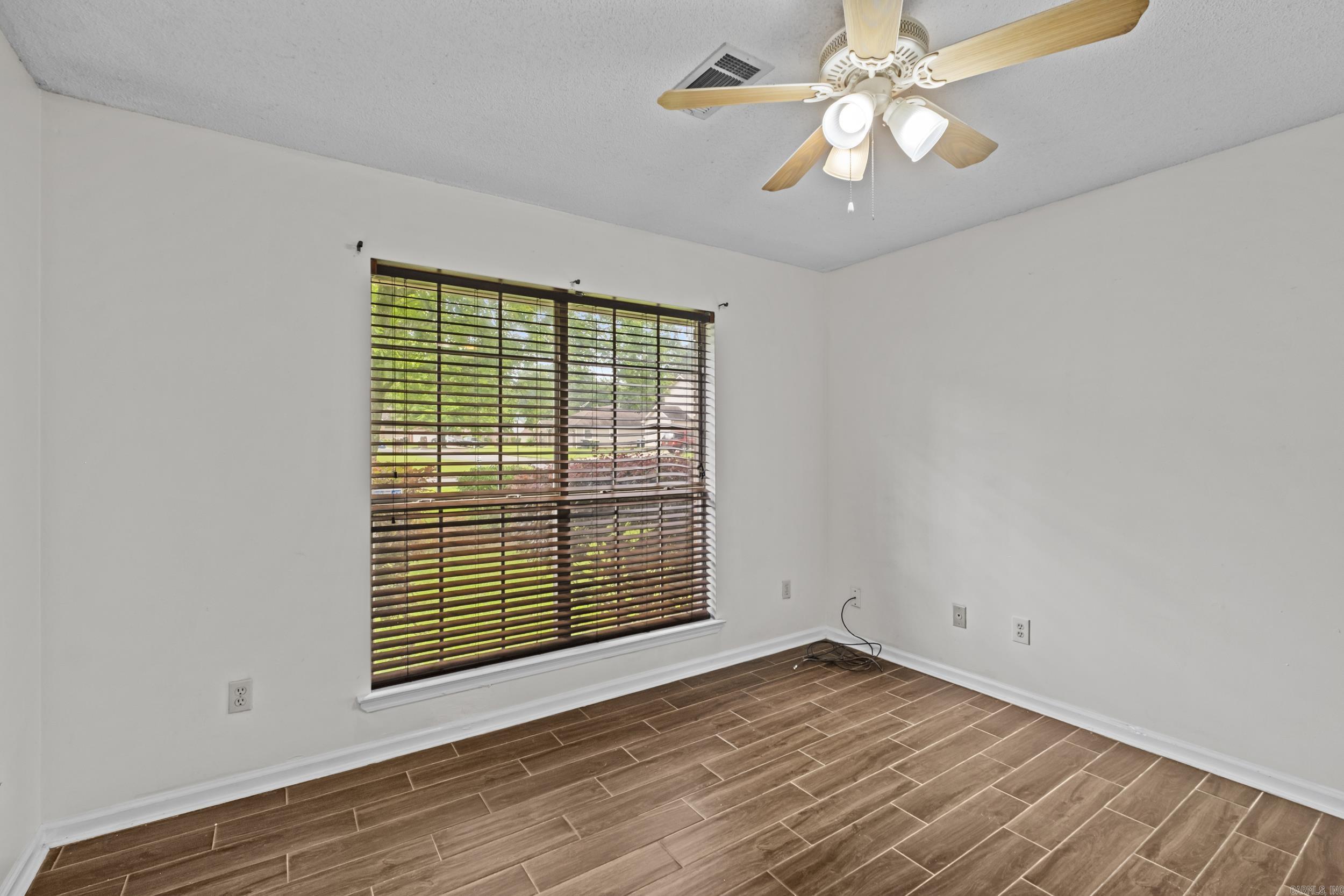 HUNTERS RIDGE ADDN - Residential