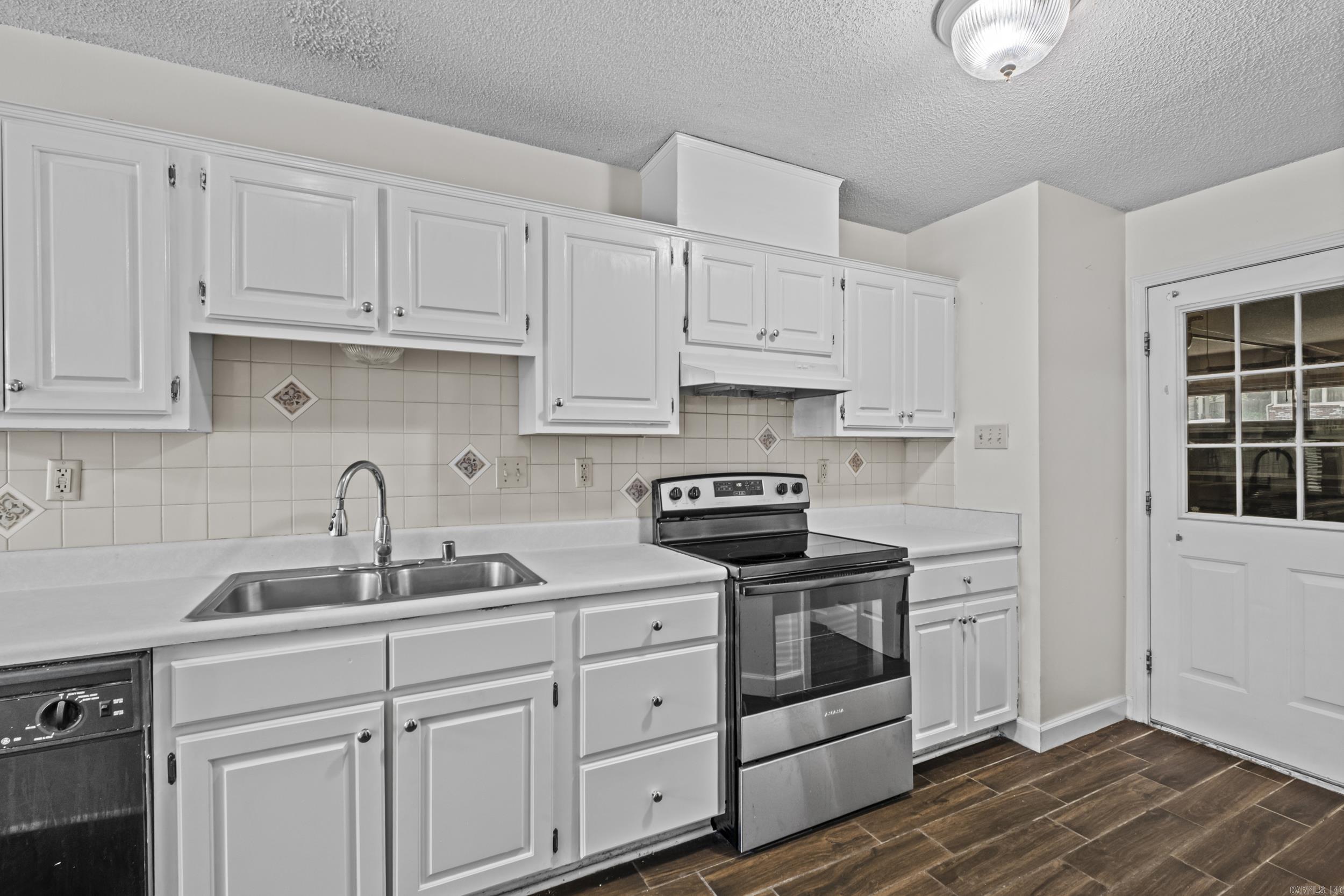 HUNTERS RIDGE ADDN - Residential