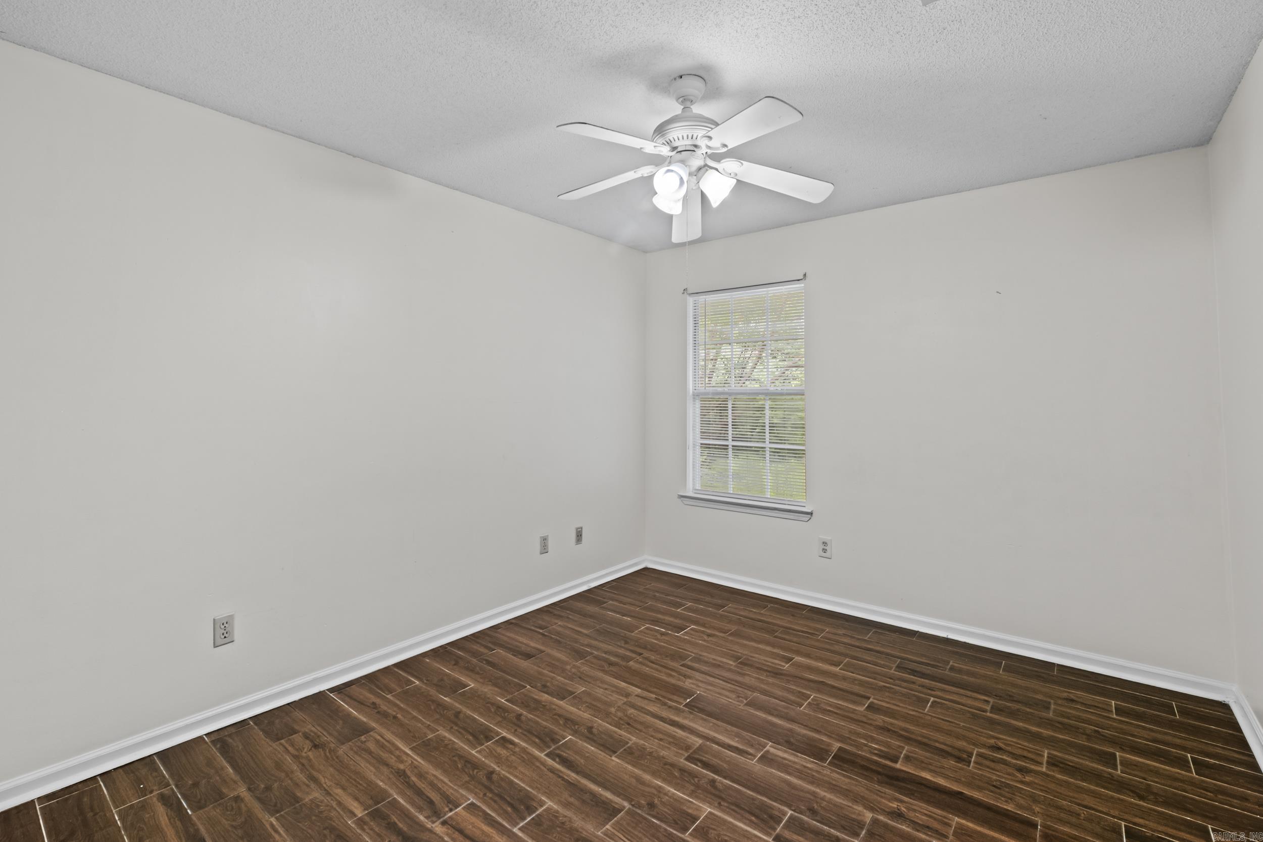 HUNTERS RIDGE ADDN - Residential