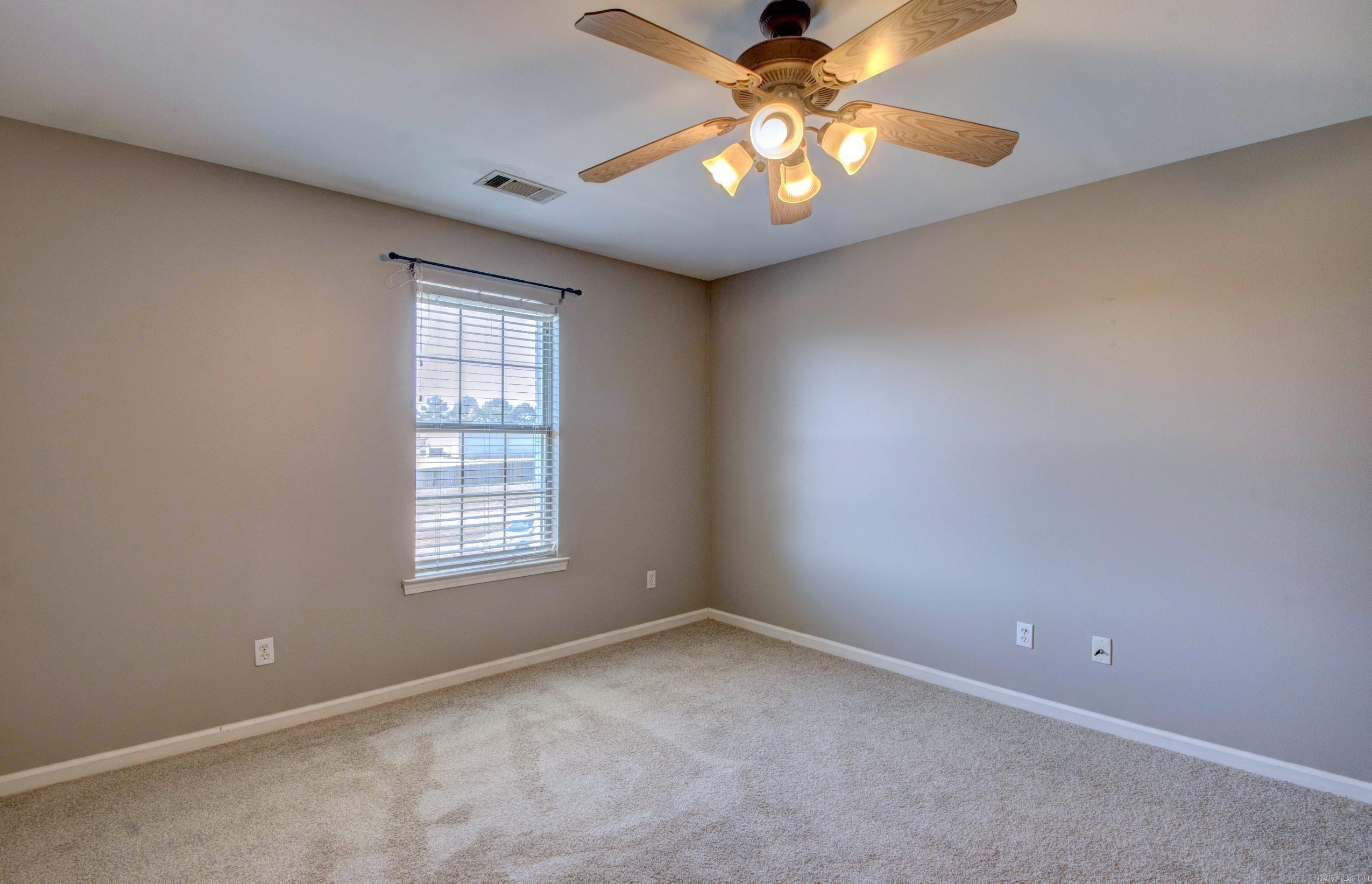 HERITAGE FARM - Residential