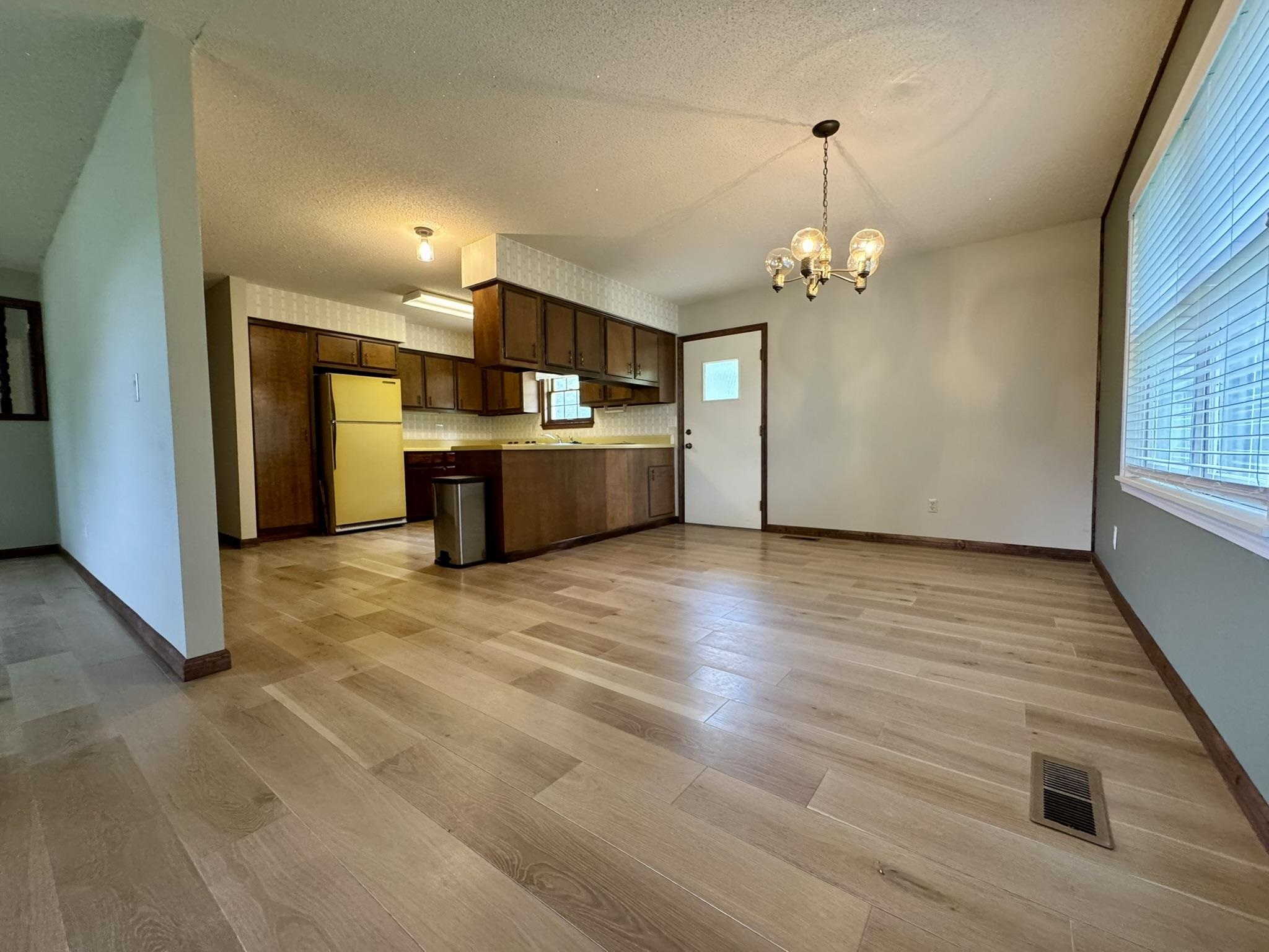 WISEMAN-S,N,E,& ORIGINAL - Residential