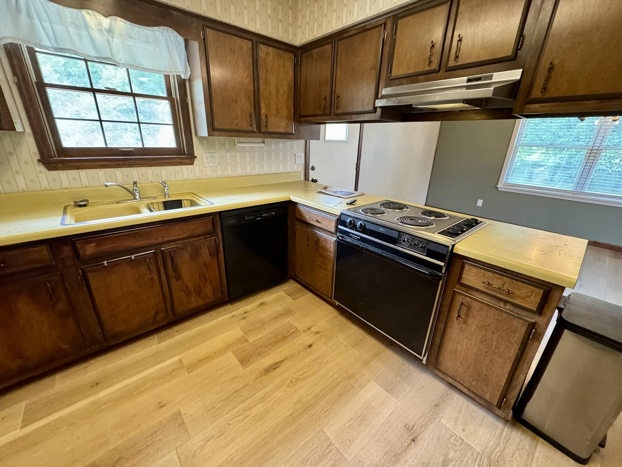 WISEMAN-S,N,E,& ORIGINAL - Residential