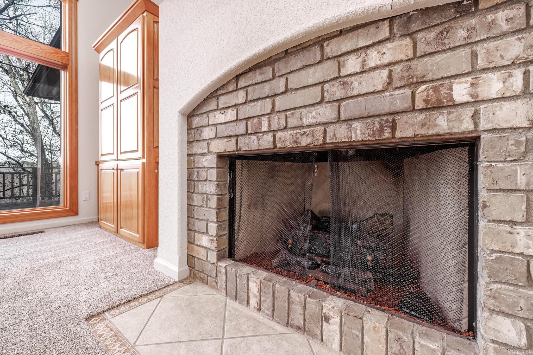 ALTA VISTA - Residential