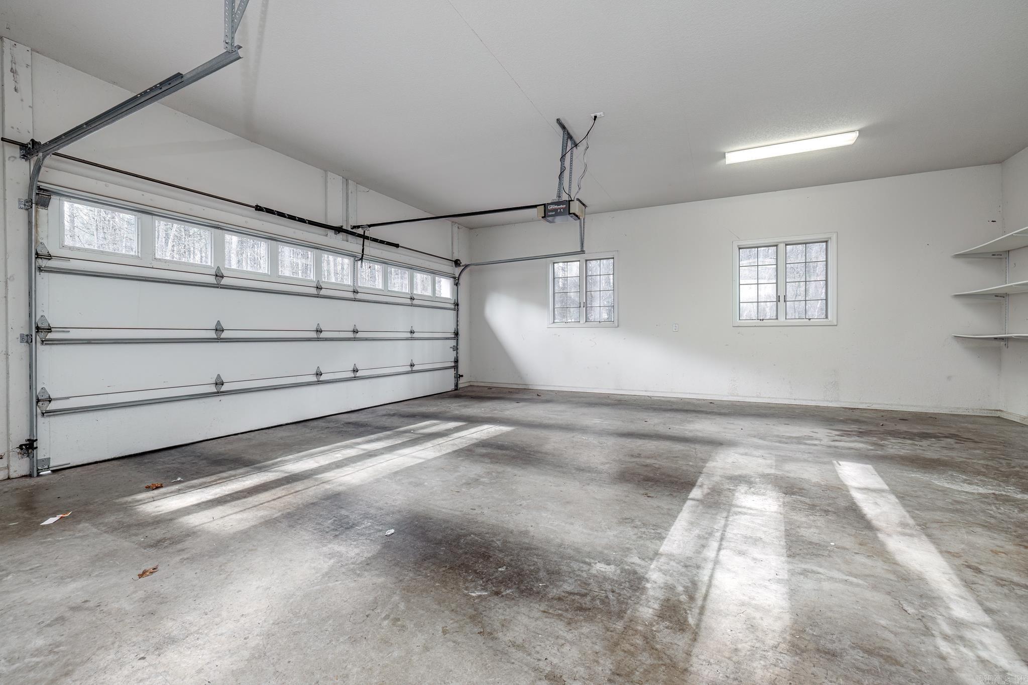 ALTA VISTA - Residential