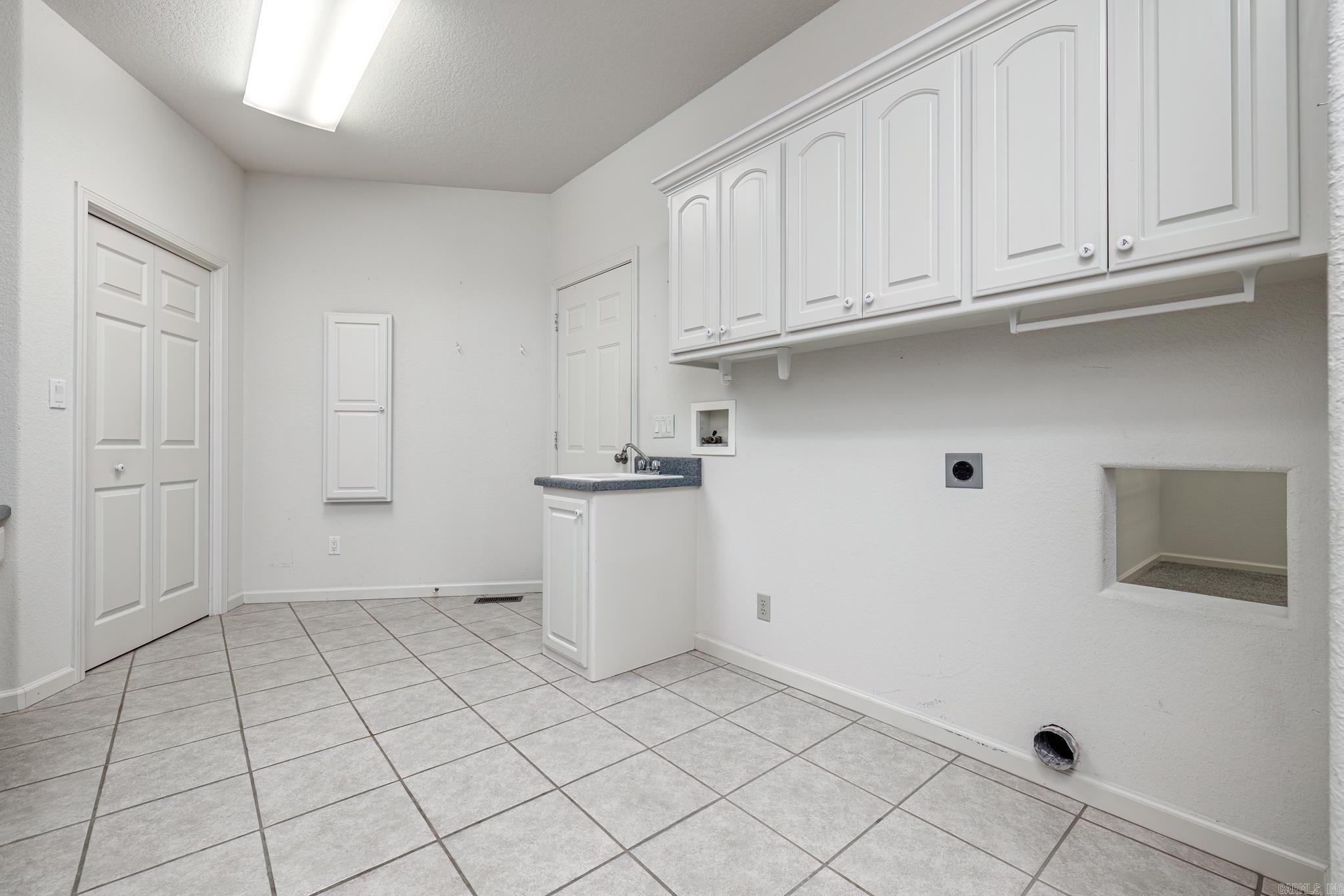 ALTA VISTA - Residential