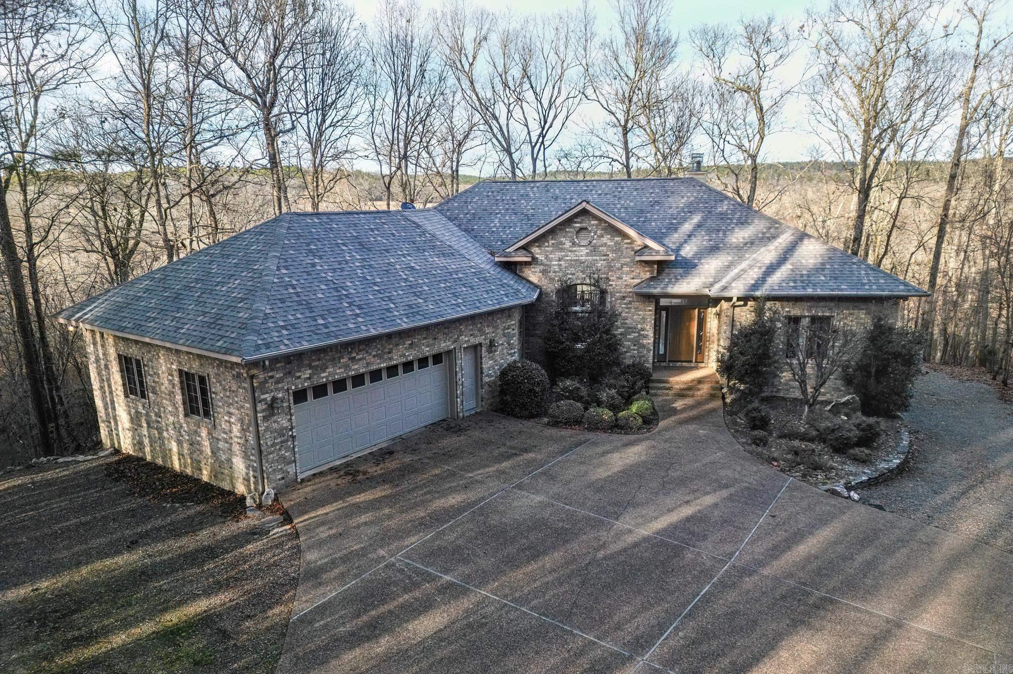 ALTA VISTA - Residential