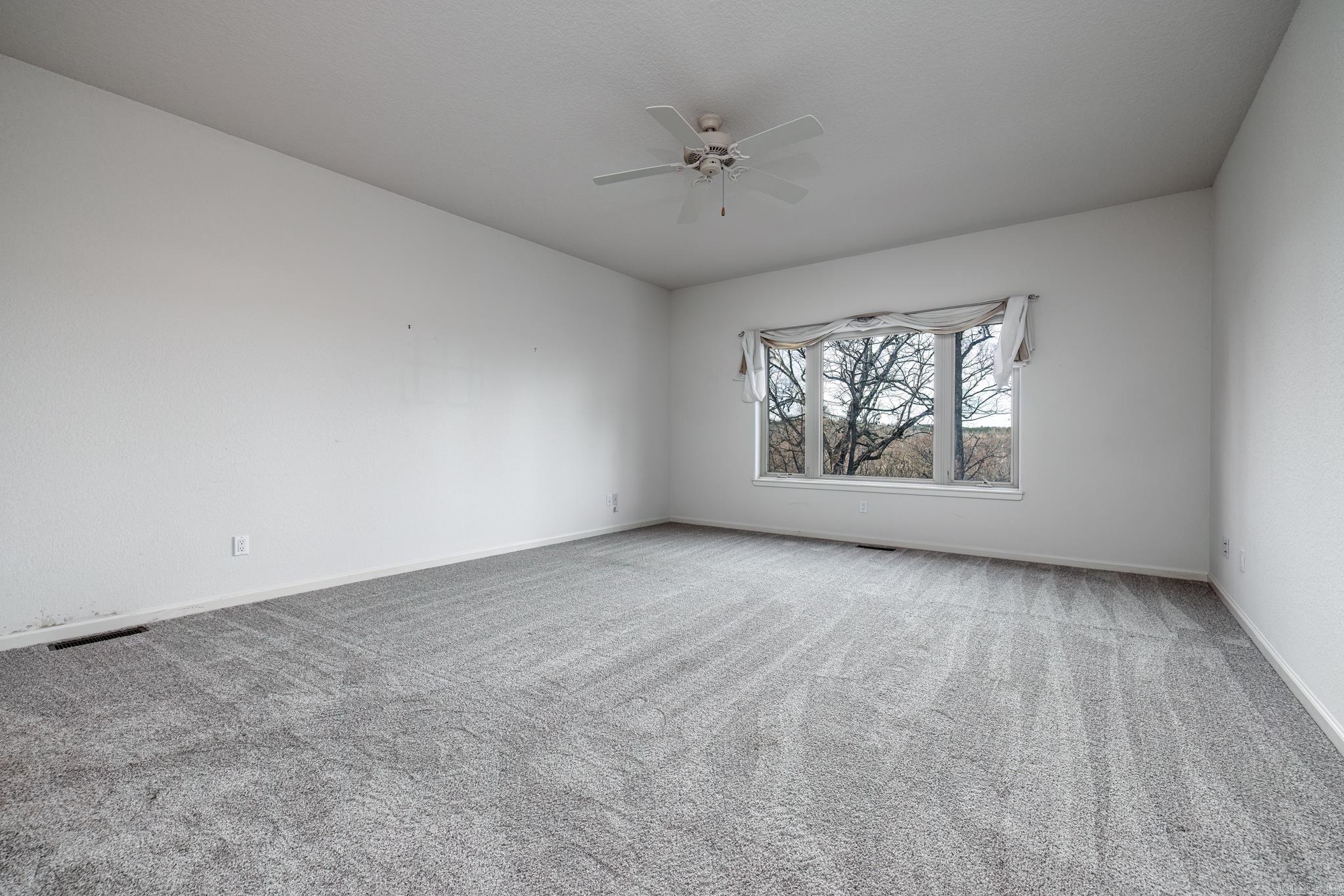 ALTA VISTA - Residential