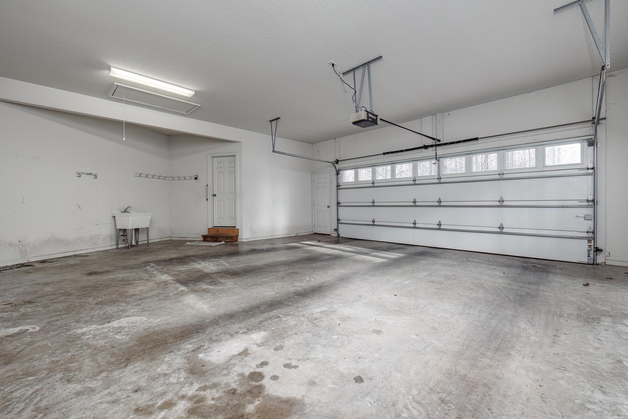 ALTA VISTA - Residential