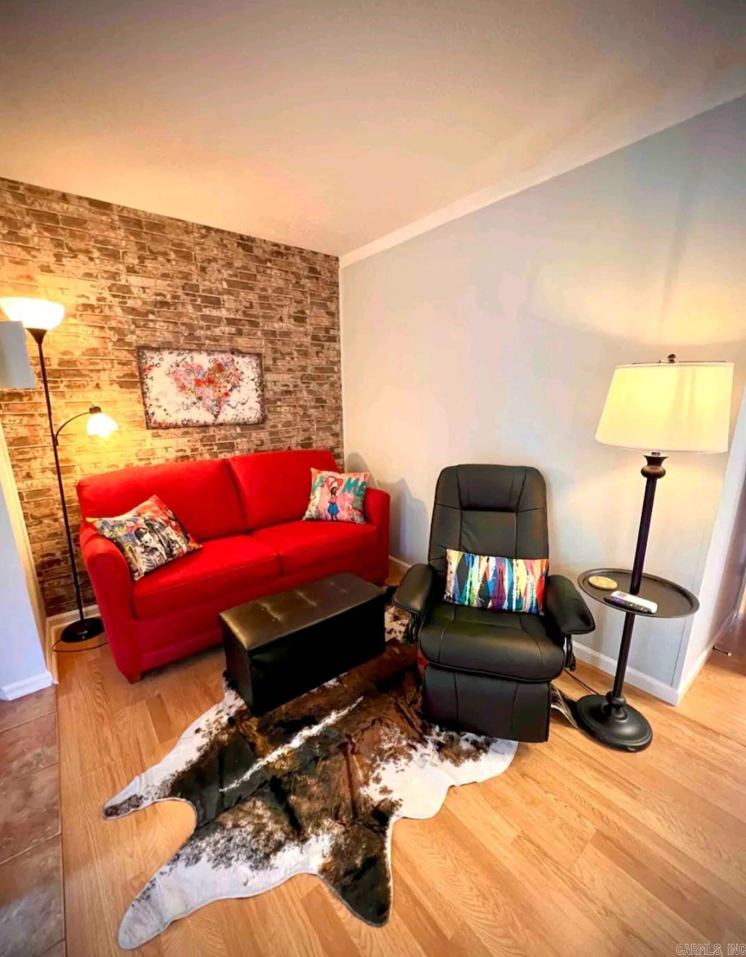 SUMMERHILL PLACE CONDOS - Residential