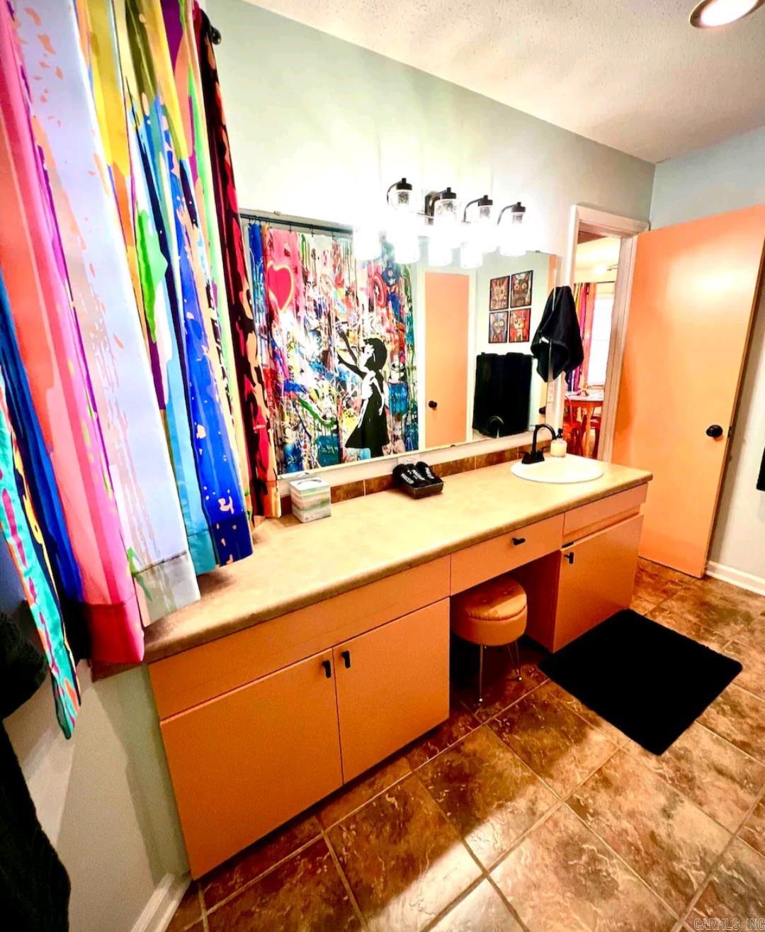 SUMMERHILL PLACE CONDOS - Residential