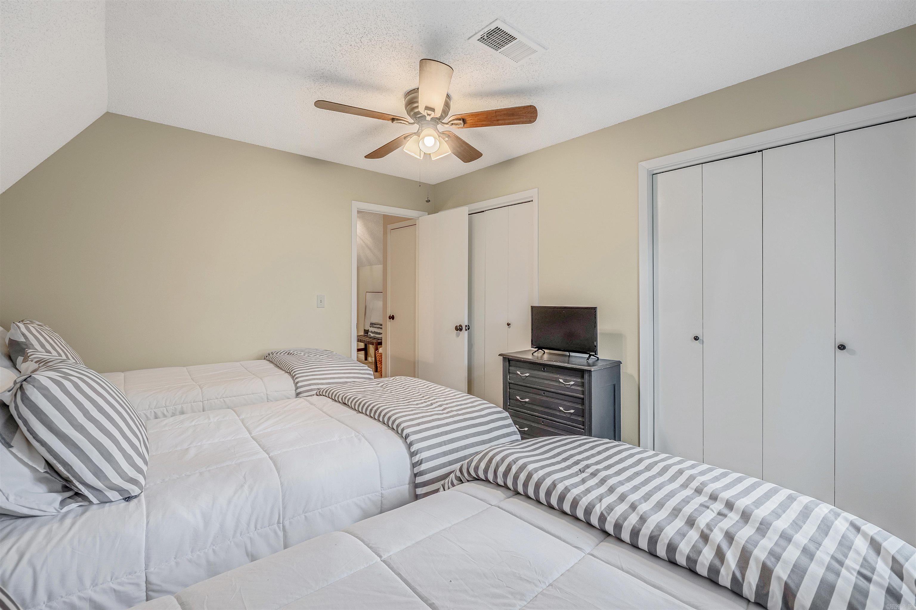 Eden Isle-Ridgewood - Residential