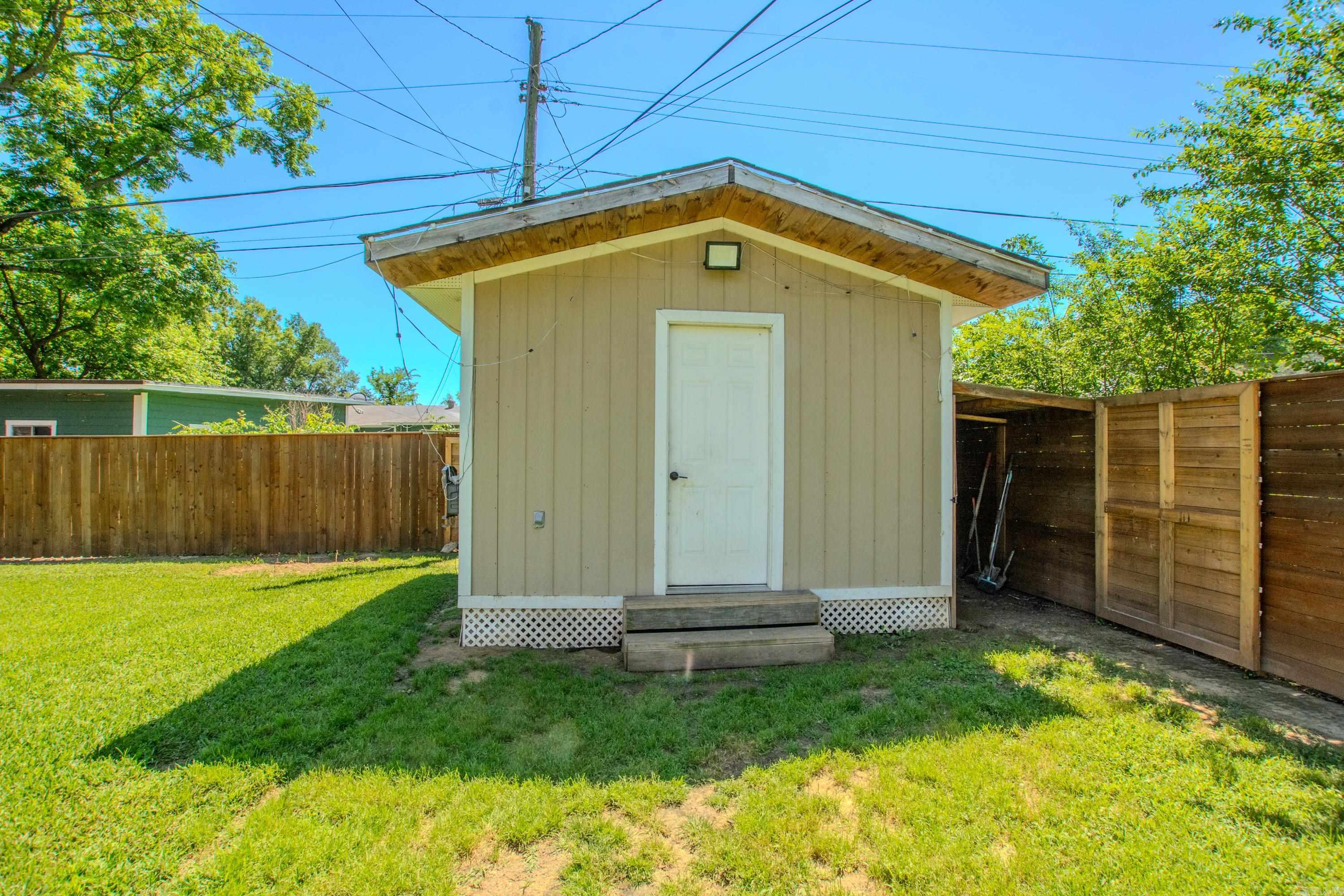 Keaton WW 2nd - Residential