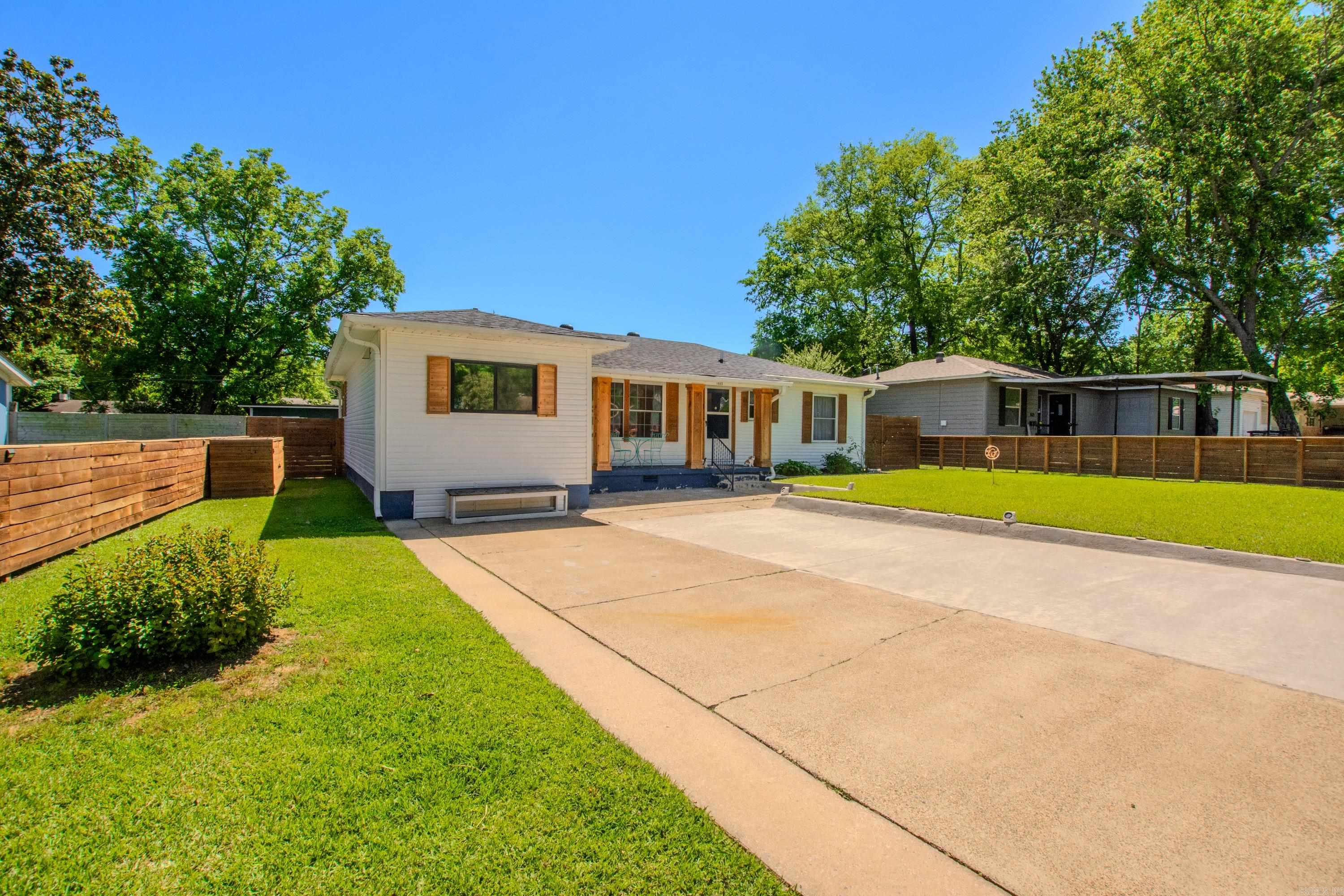 Keaton WW 2nd - Residential