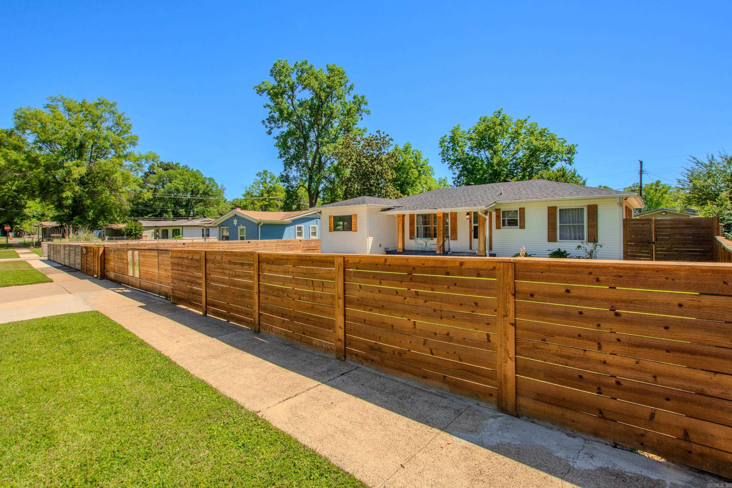 Keaton WW 2nd - Residential