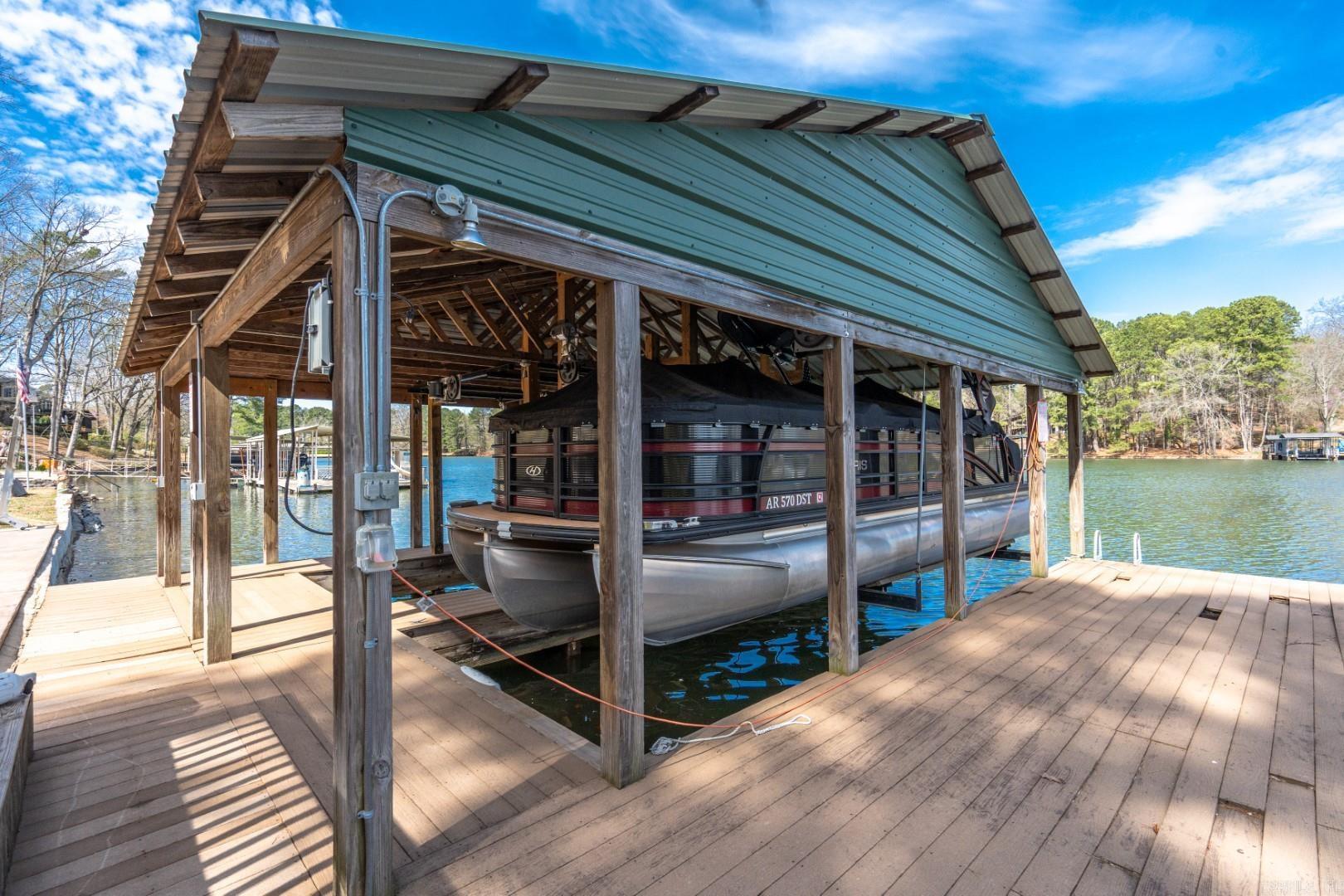 Lake Ridge Estates - Residential