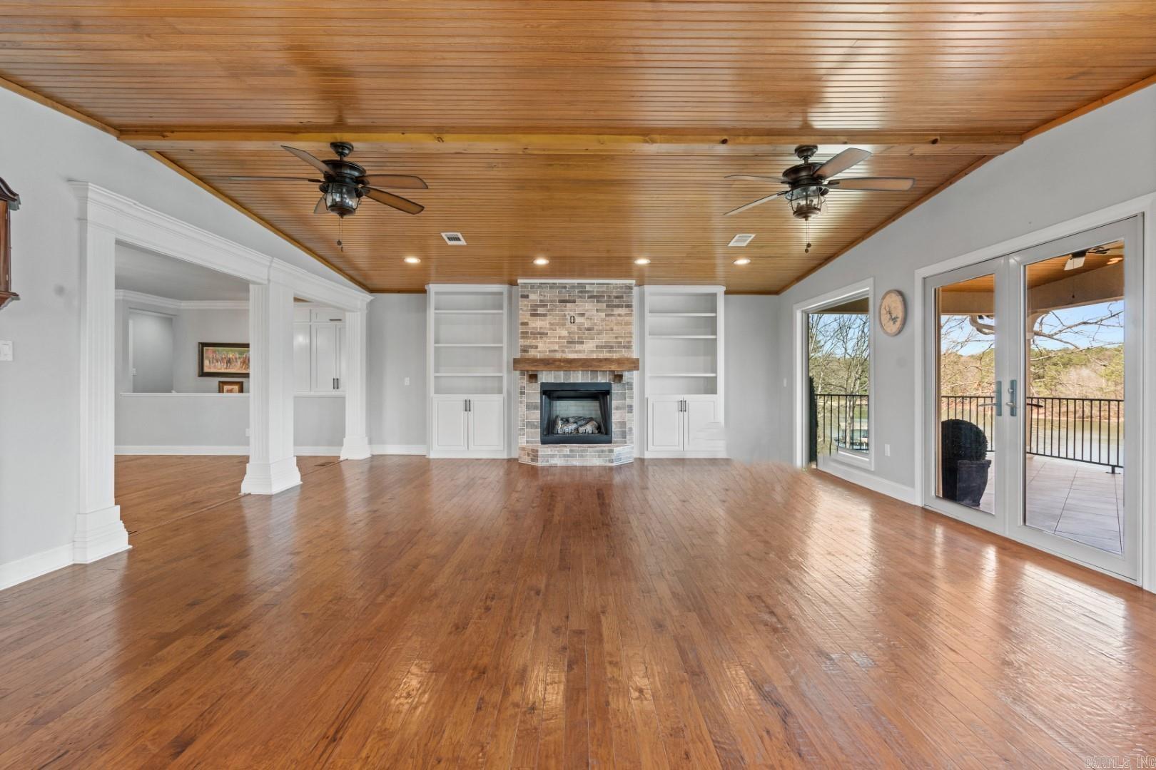 Lake Ridge Estates - Residential