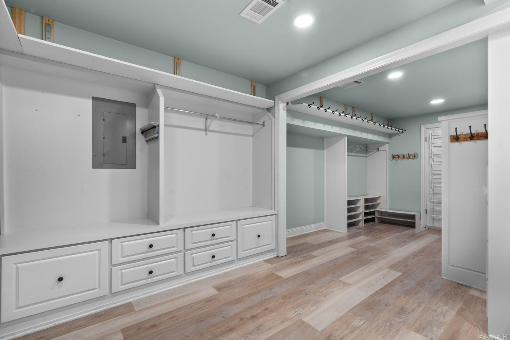 Lake Ridge Estates - Residential